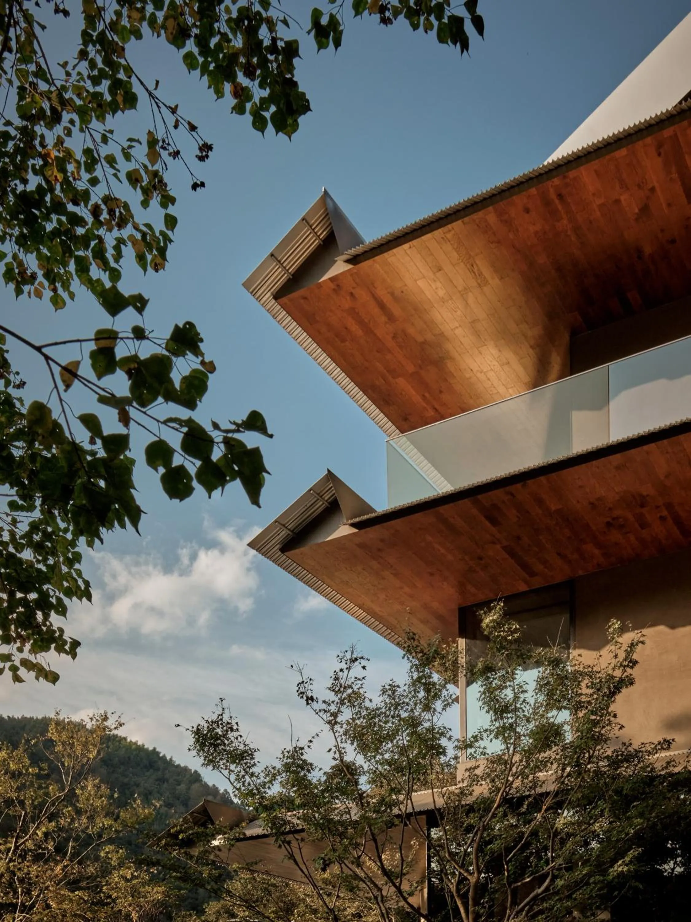 Property building in Yakamoz Qianchuan Hotel