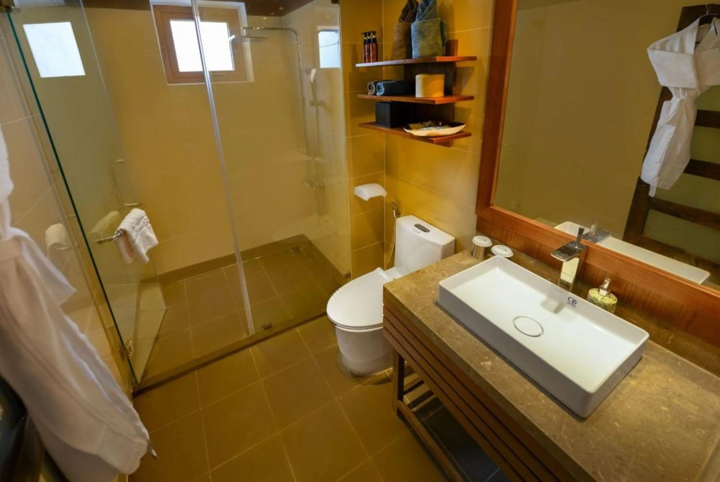 Shower in HA Hotel Apartments Ocean Front