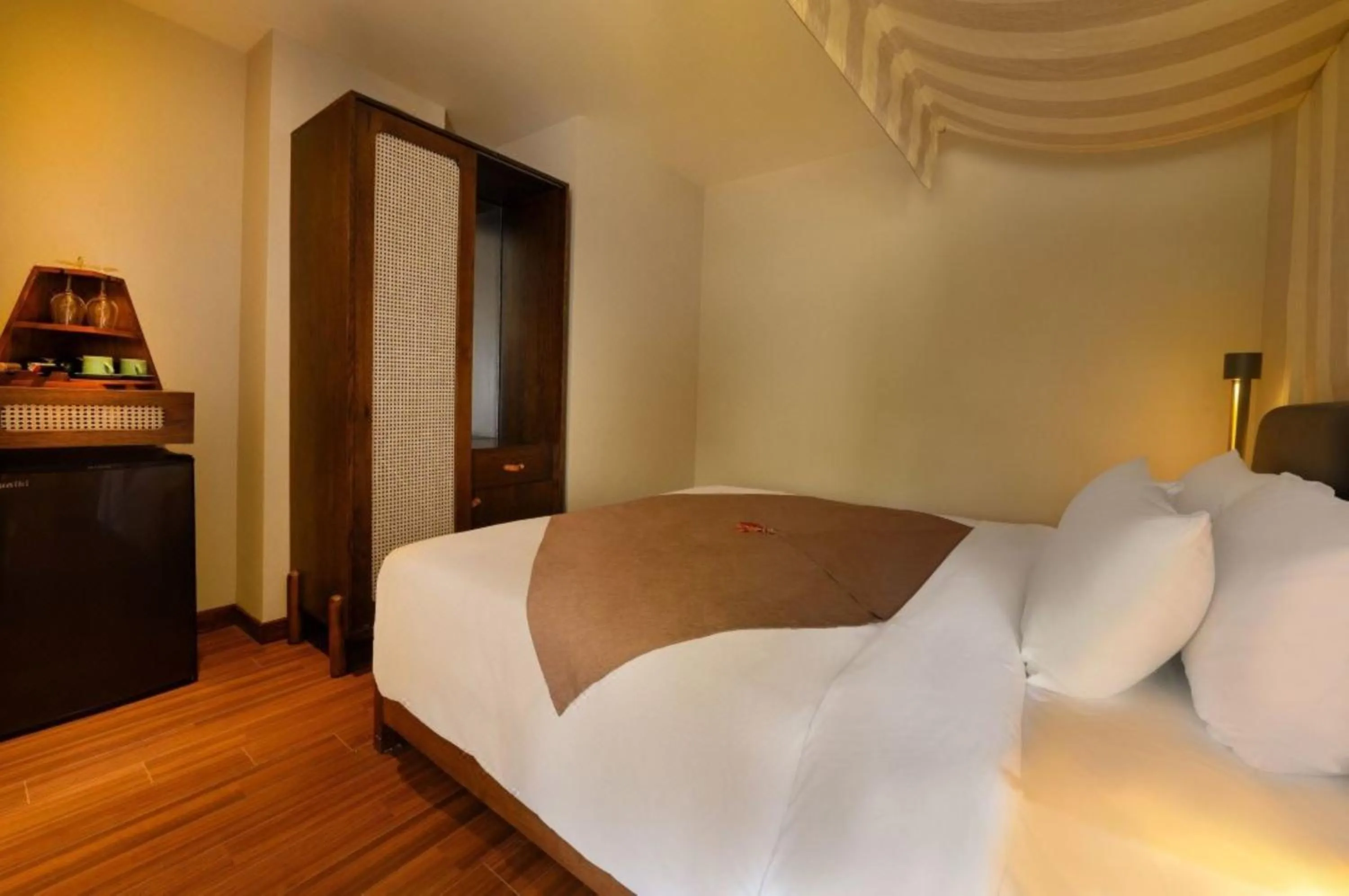 Bed in HA Hotel Apartments Ocean Front