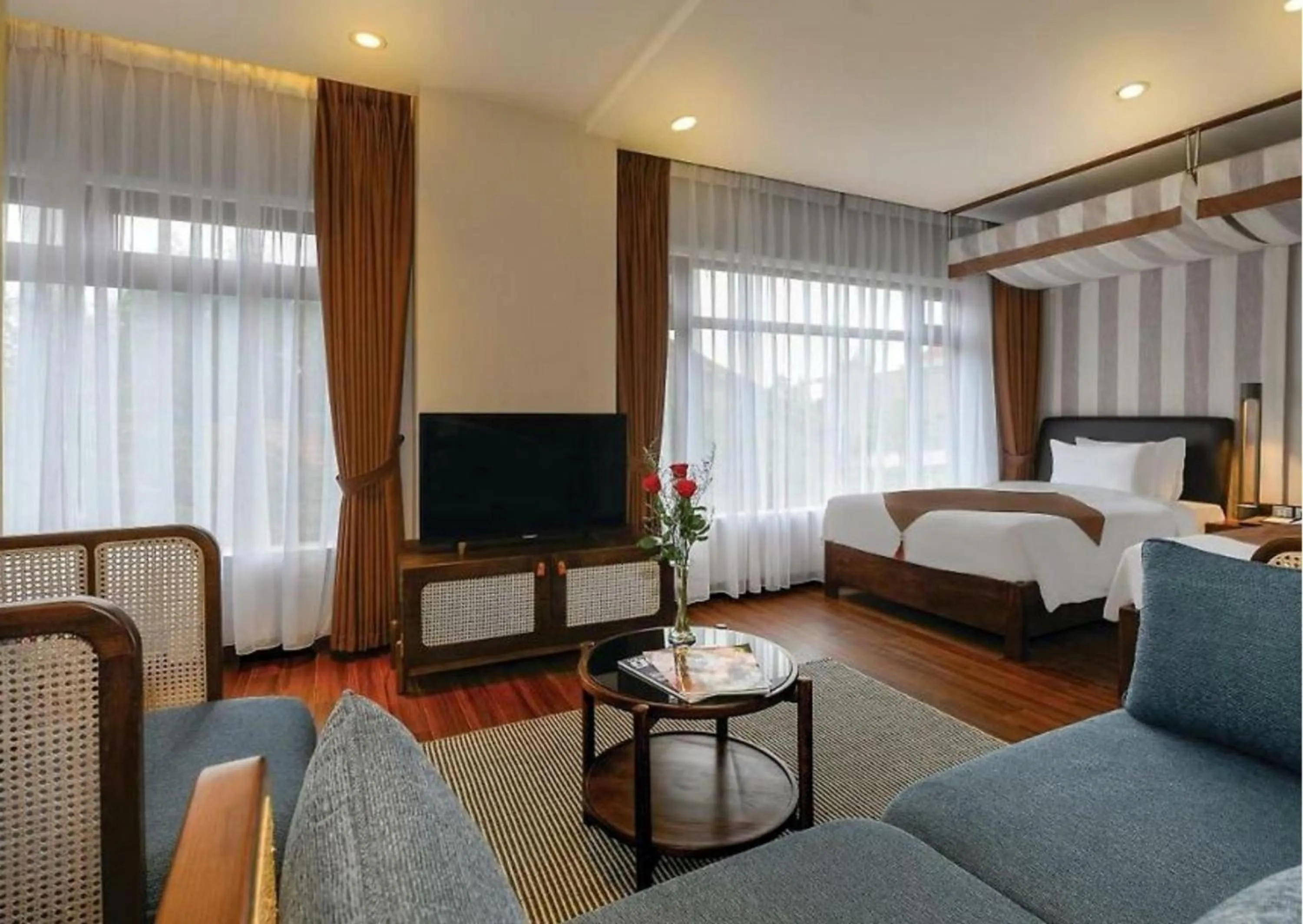 Bed in HA Hotel Apartments Ocean Front