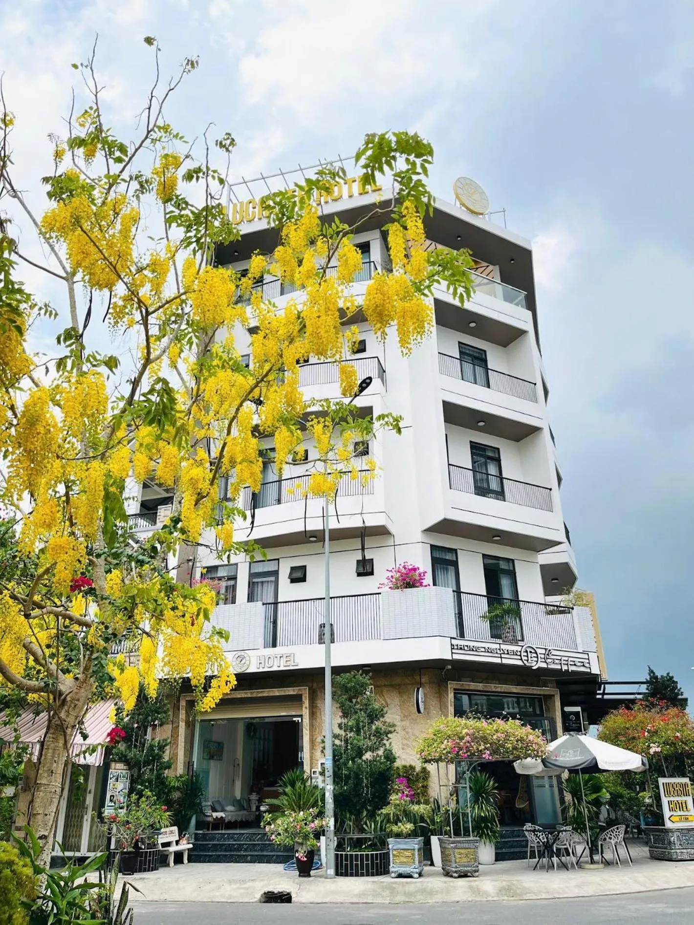 Property building in Lucasta Hotel