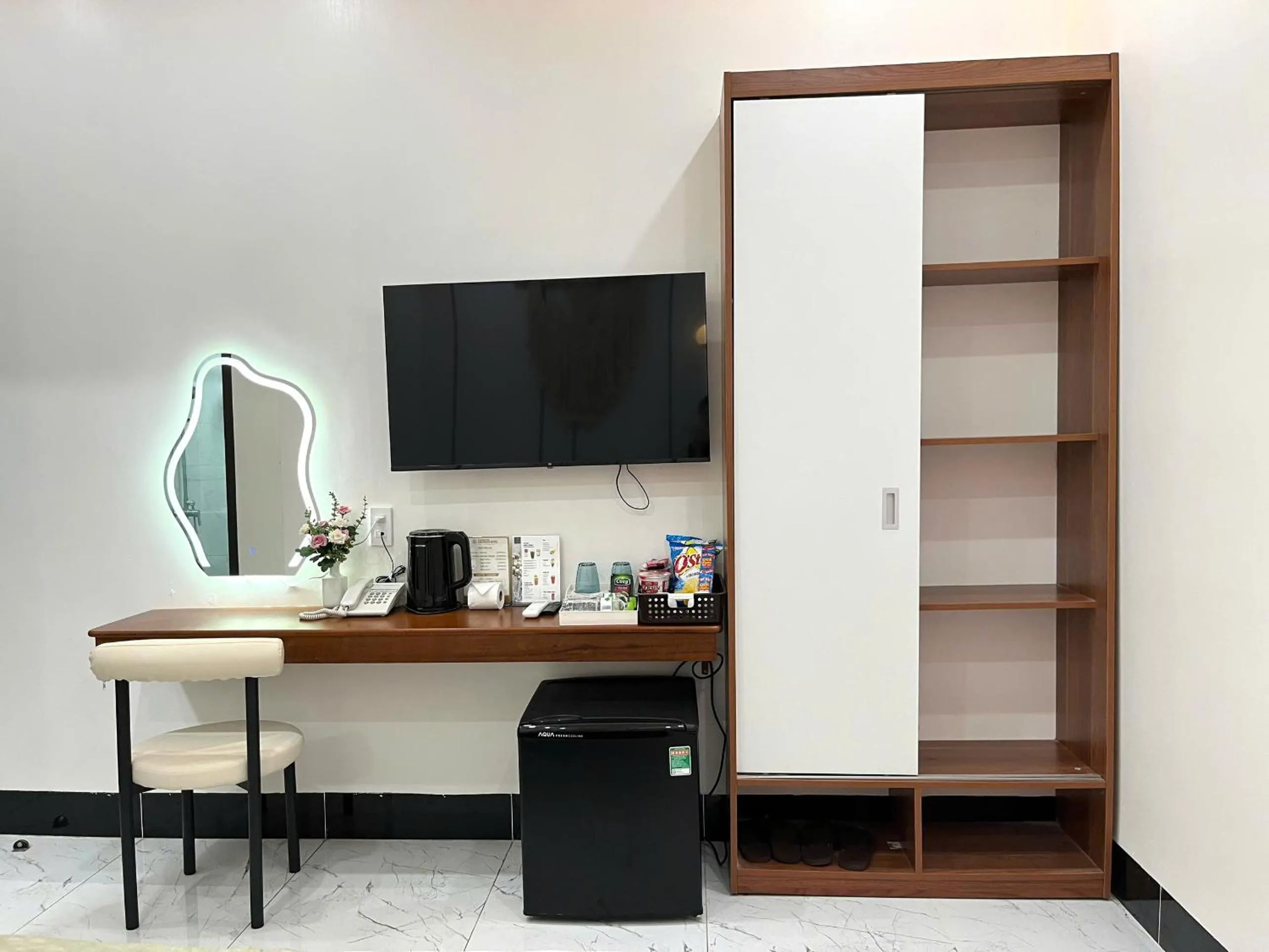 TV and multimedia in Lucasta Hotel