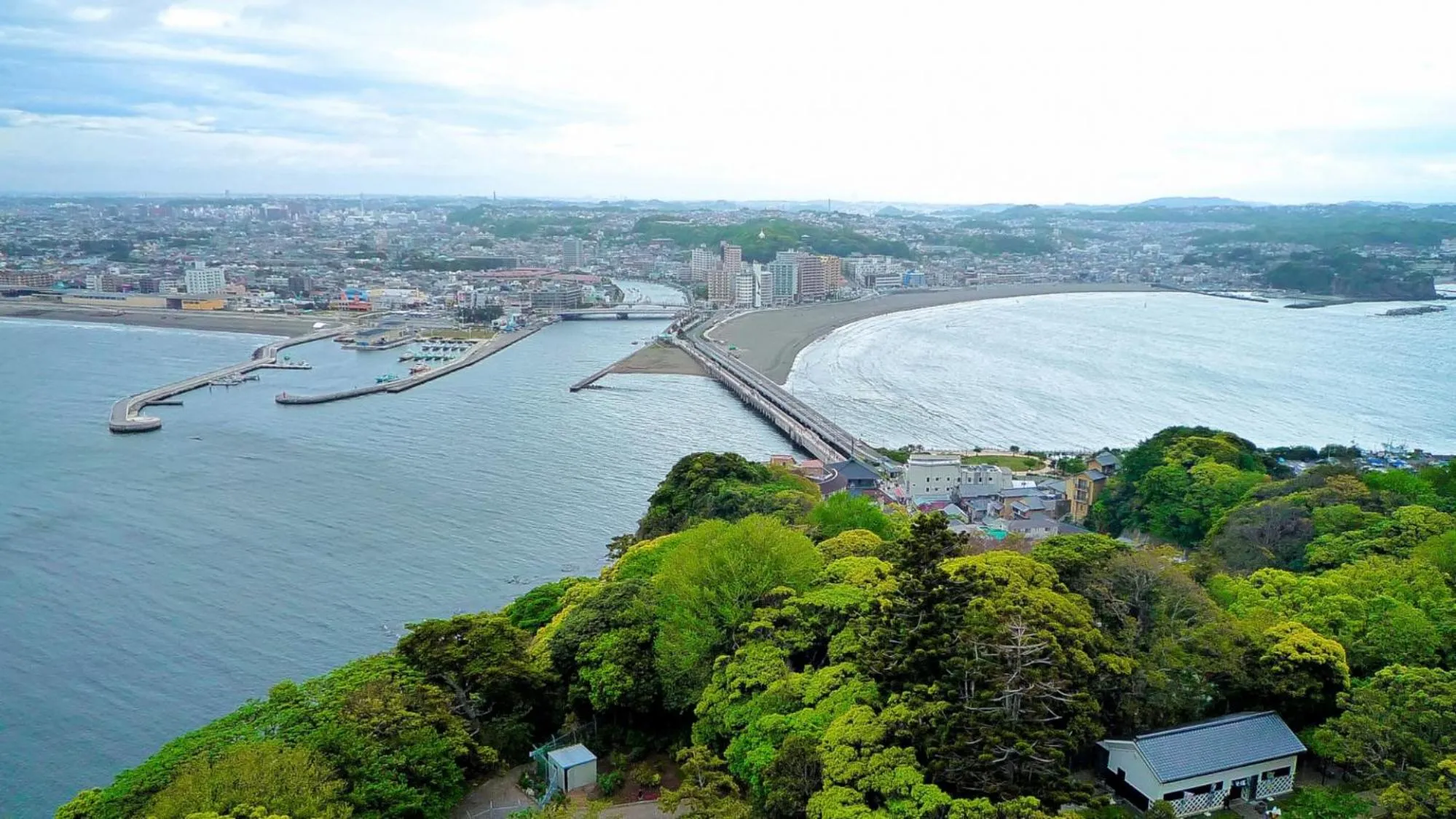 Nearby landmark in Toyoko Inn Chigasaki Shiyakusho