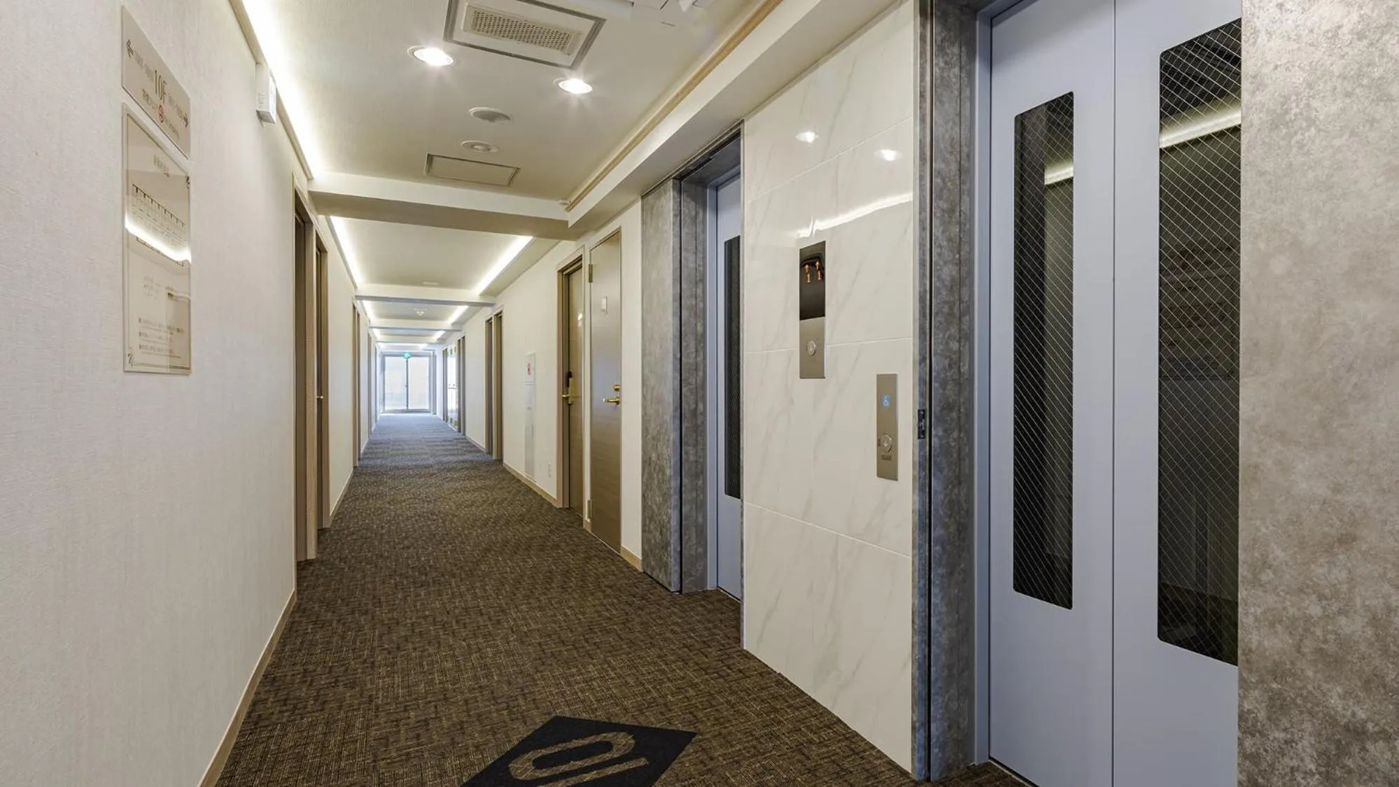 elevator in Toyoko Inn Chigasaki Shiyakusho