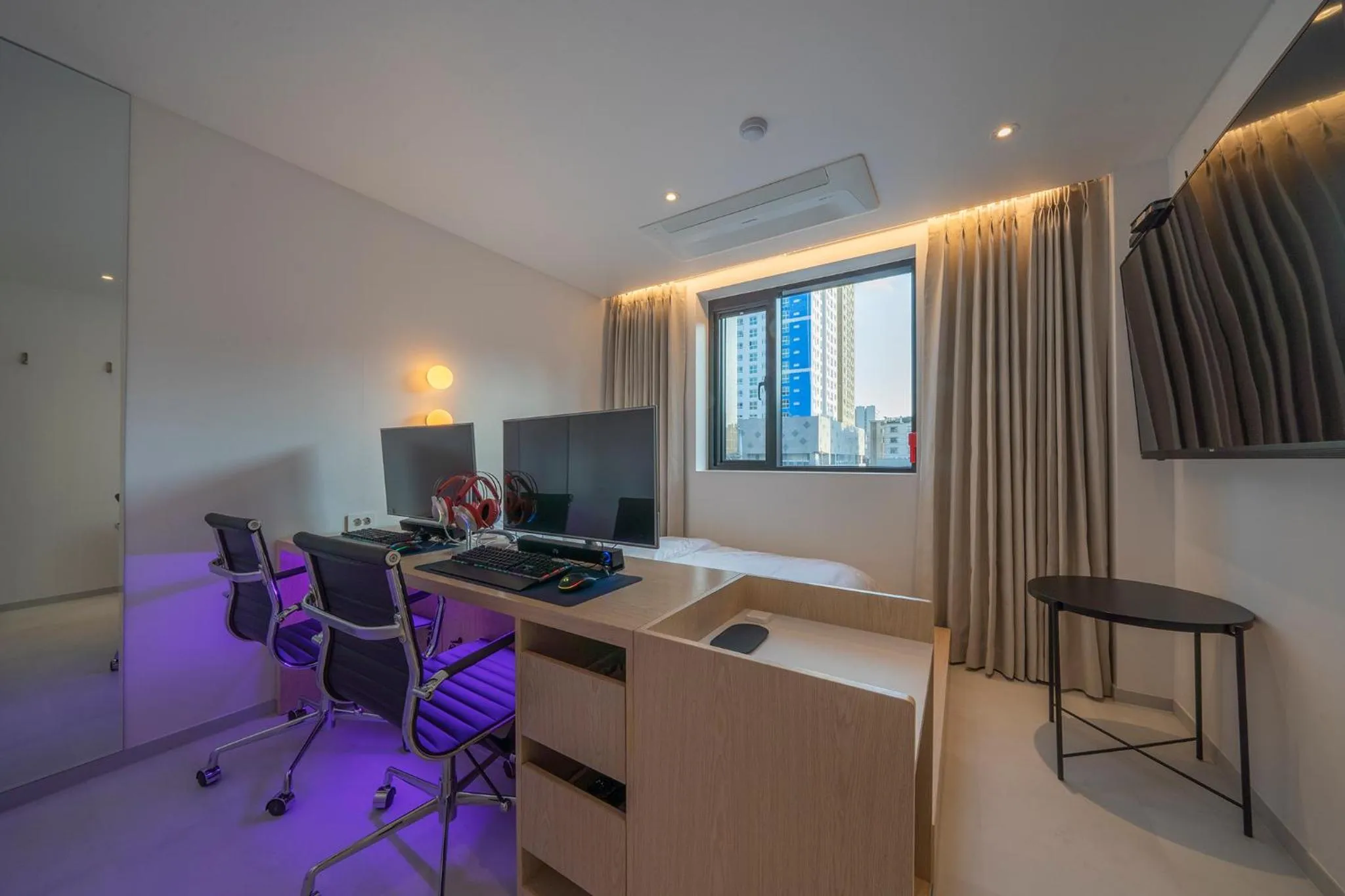 Photo of the whole room in Aank Hotel Osan