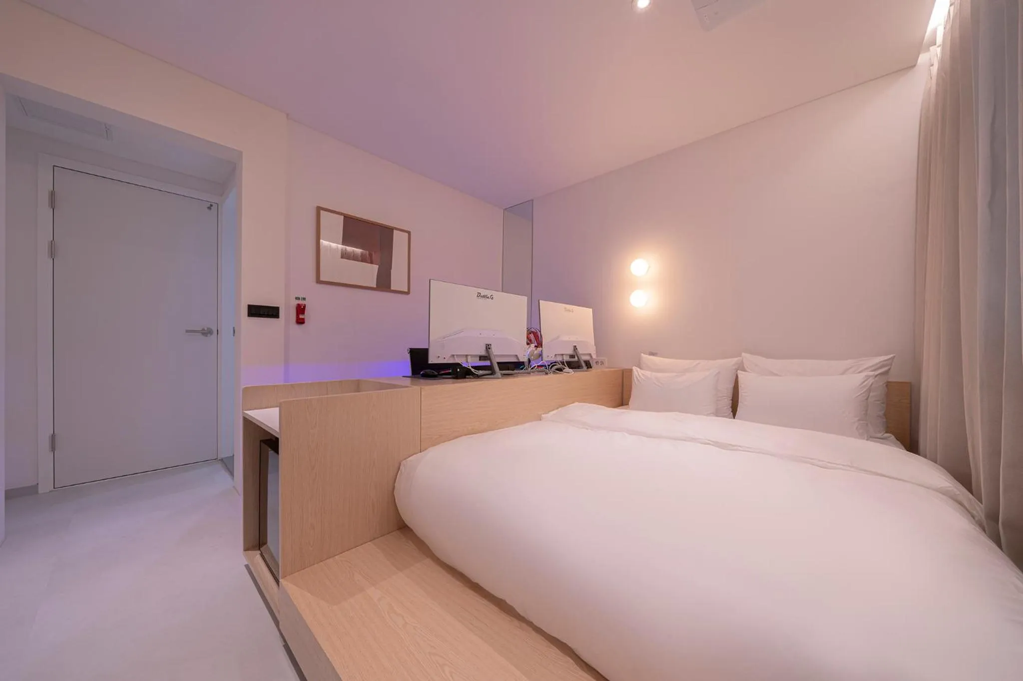 View (from property/room), Bed in Aank Hotel Osan