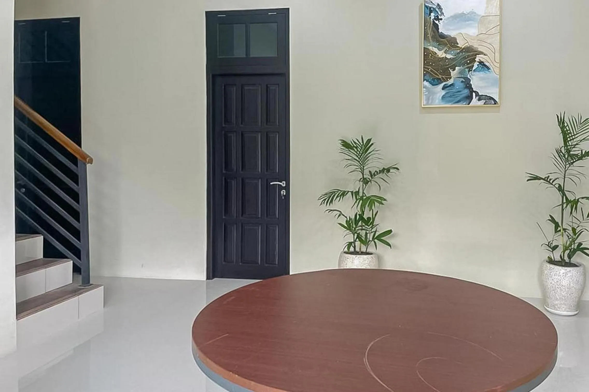 Area and facilities in RedDoorz Syariah near Stasiun Madiun 2