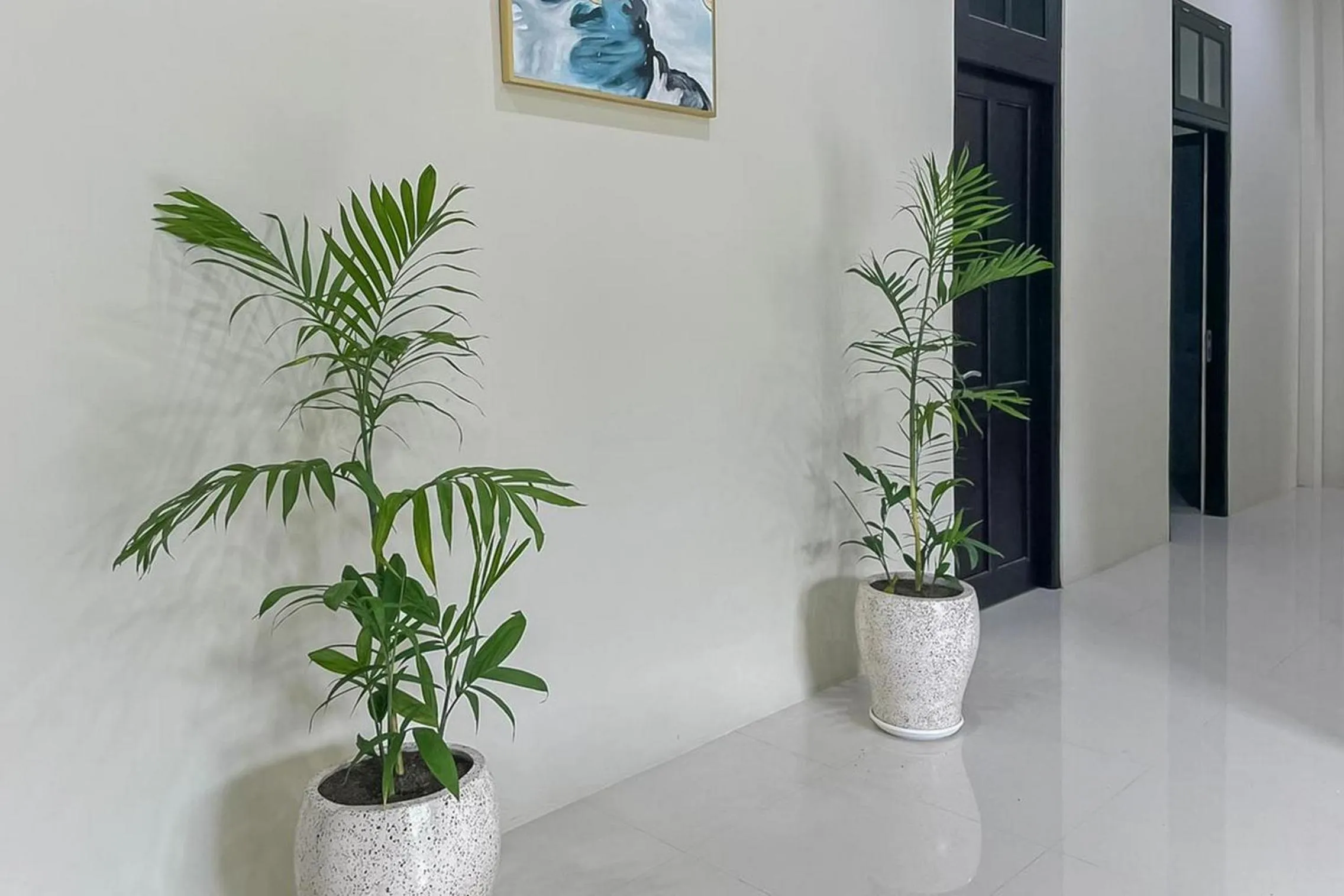 Area and facilities in RedDoorz Syariah near Stasiun Madiun 2