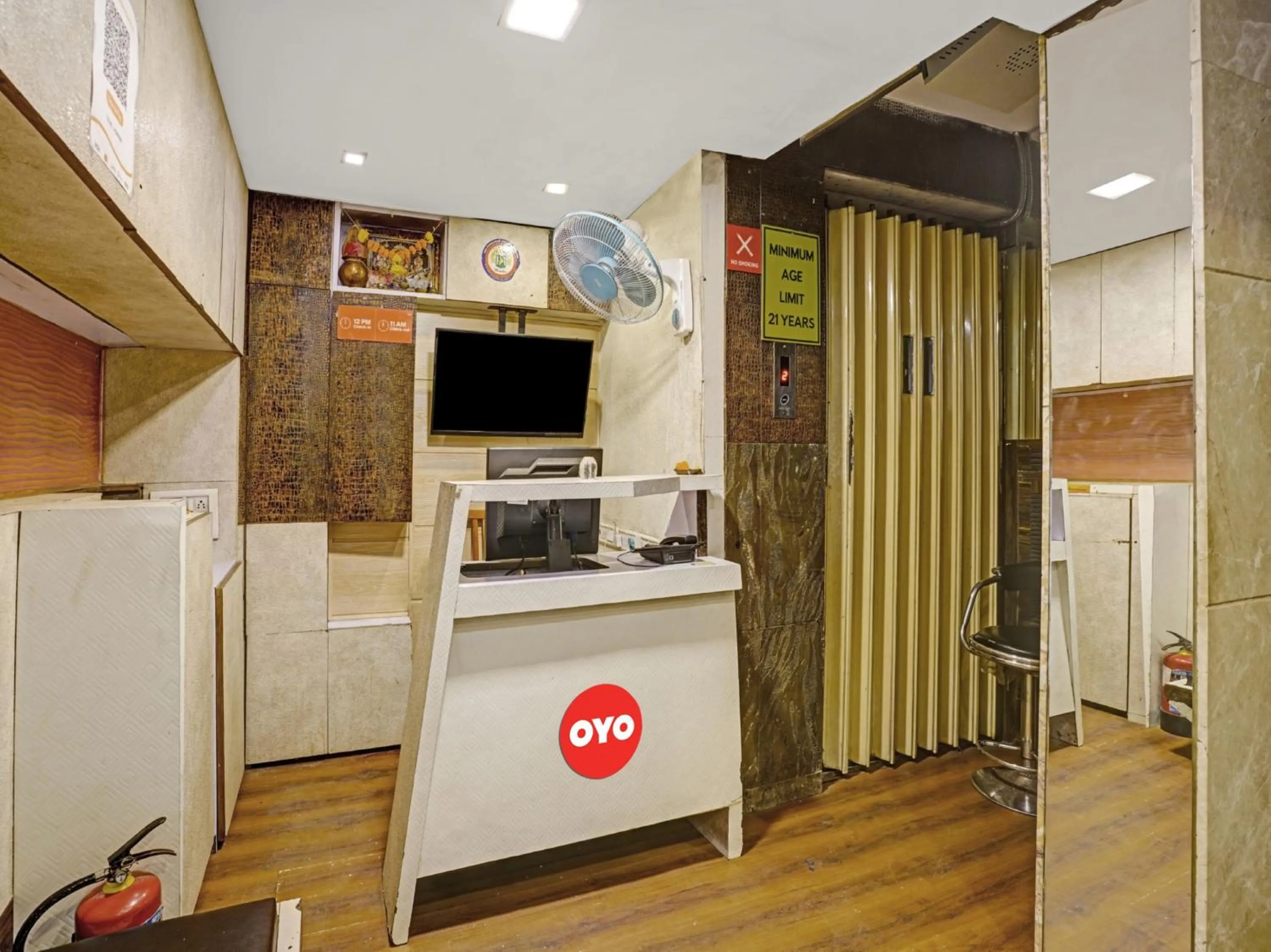 Lobby or reception in Hotel Yatri Inn Vashi Navi Mumbai