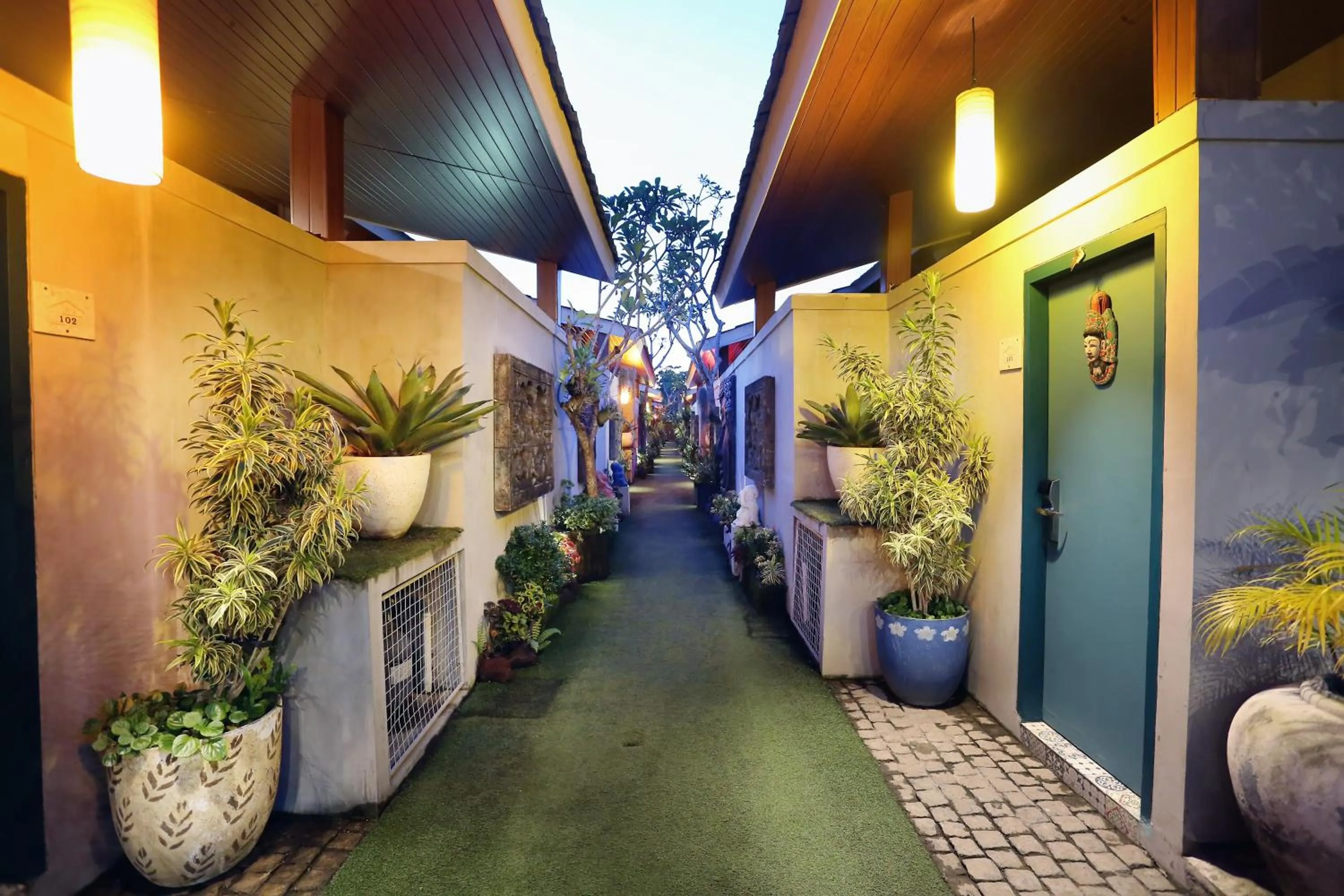 Property building in The Reward Villas