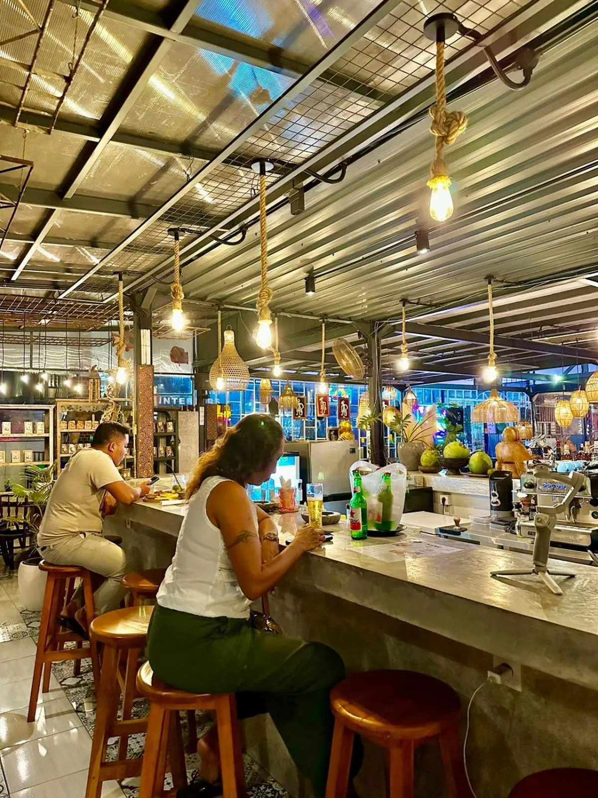 Lounge or bar in The Reward Villas Kerobokan