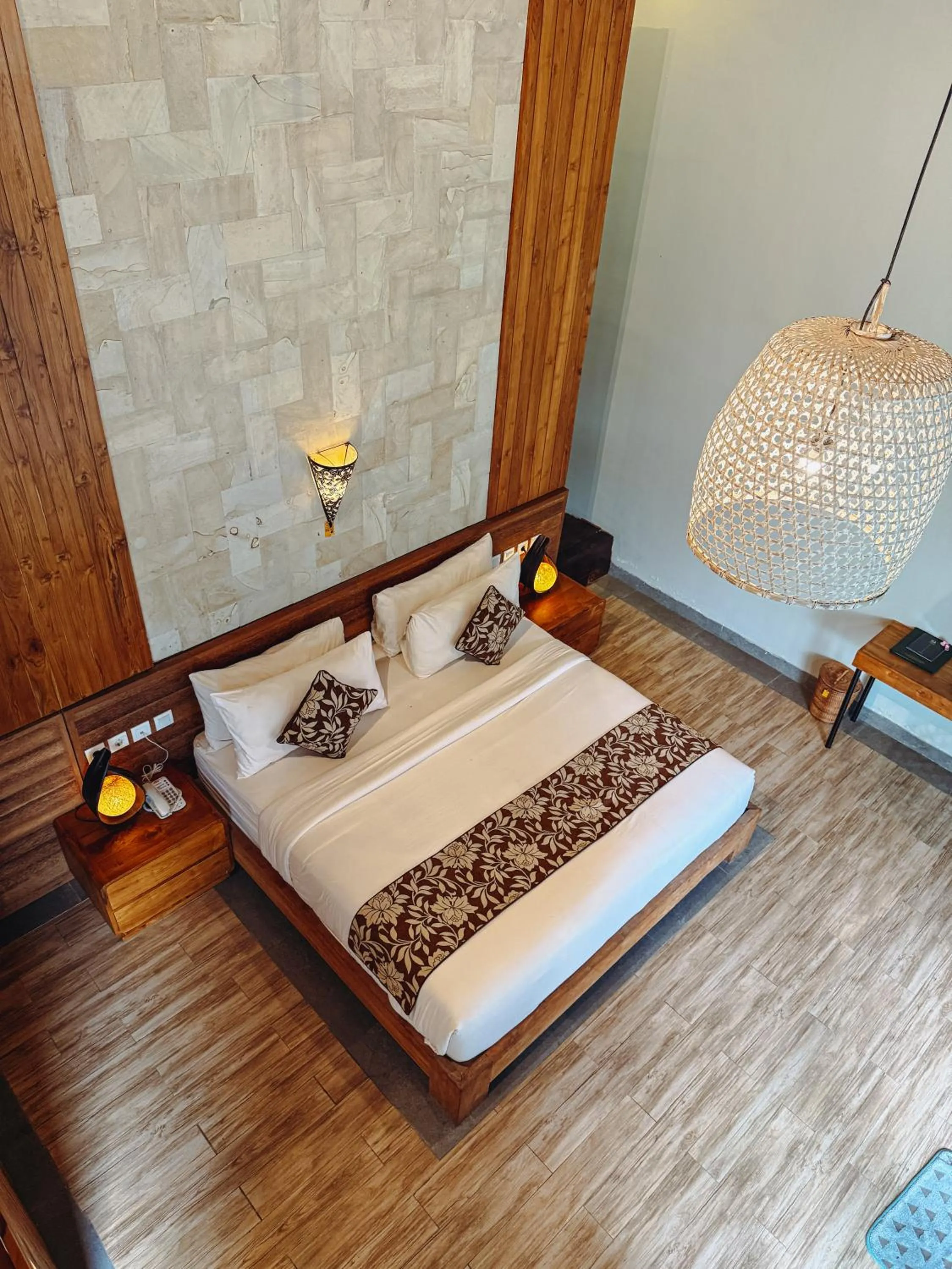 Property building, Bed in The Reward Villas Kerobokan