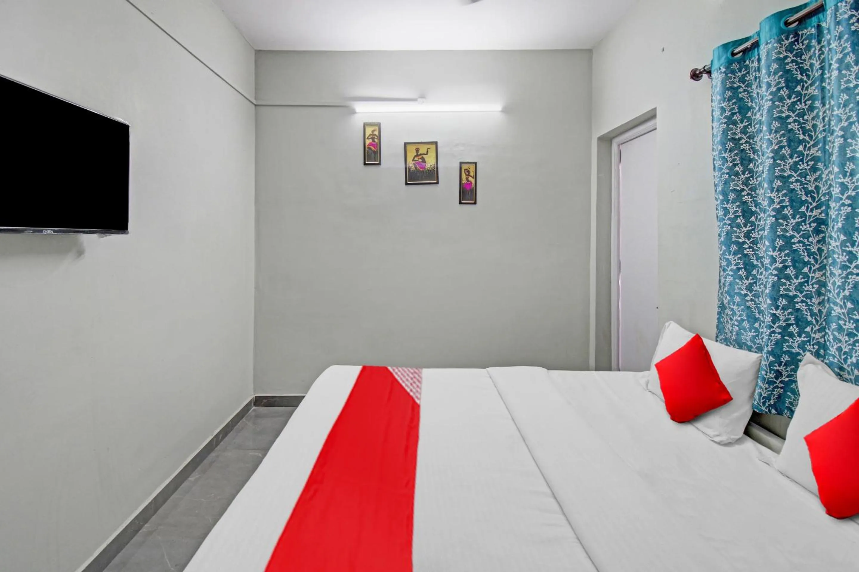 Bedroom, Bed in Super Hotel O Moonlight Inn