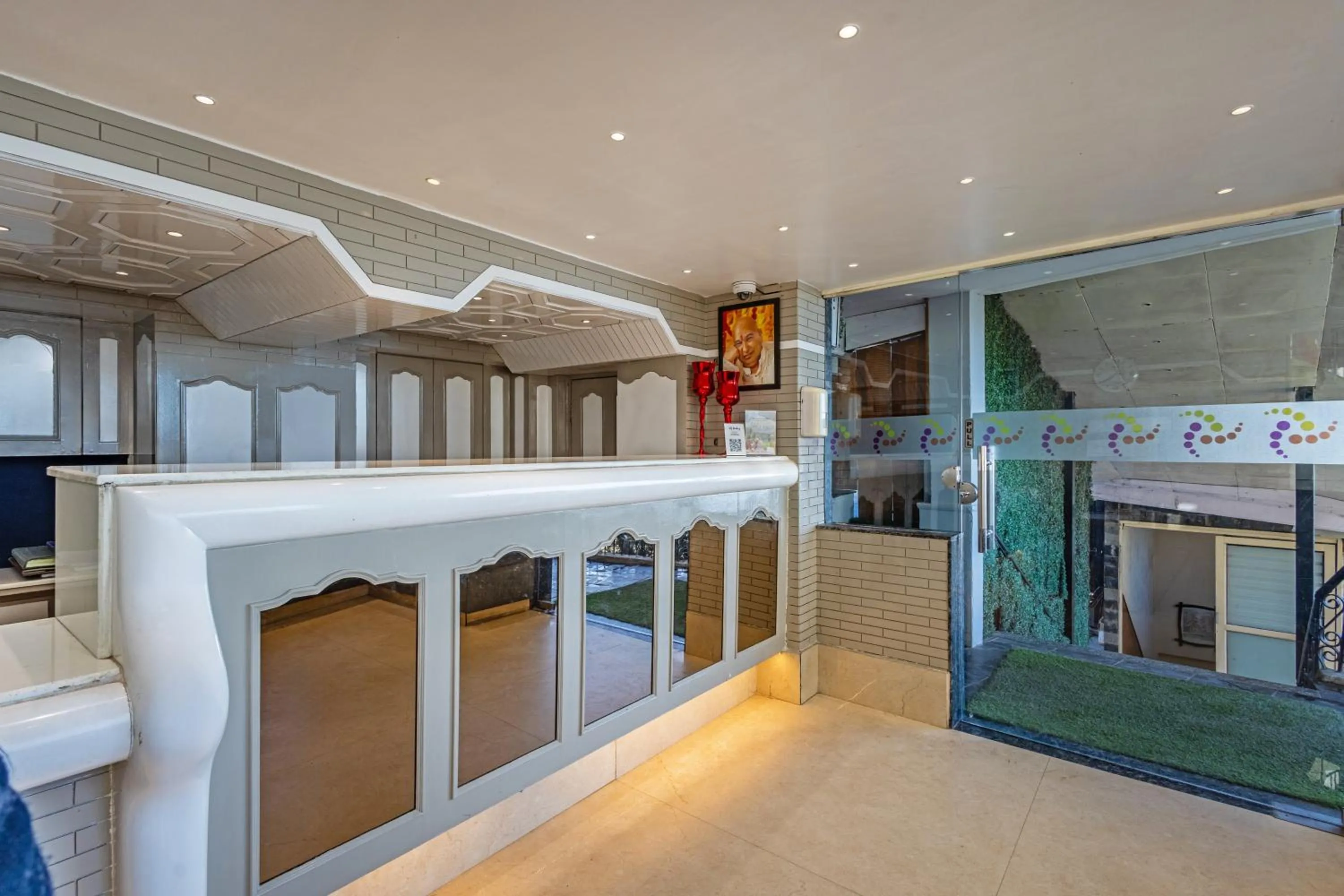 Lobby or reception, Bed in Sterling Legacy Shimla