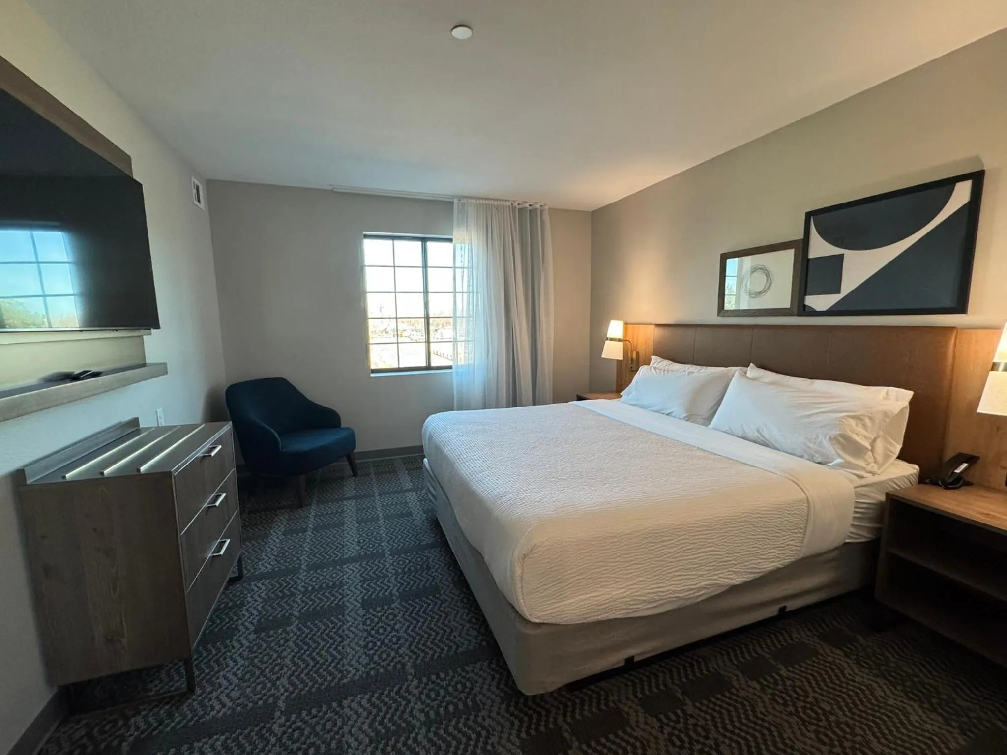 Photo of the whole room, Bed in Staybridge Suites Sacramento Woodland by IHG