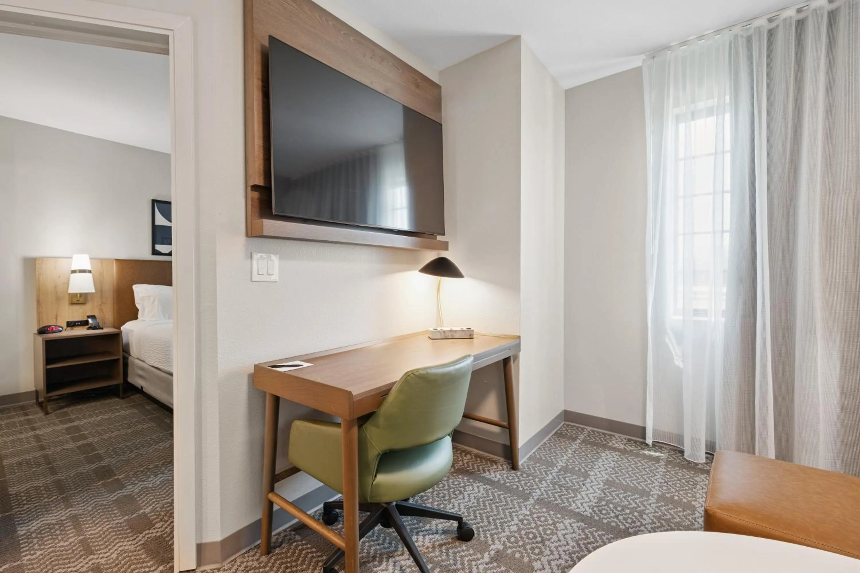 TV and multimedia, Bed in Staybridge Suites Sacramento Woodland by IHG
