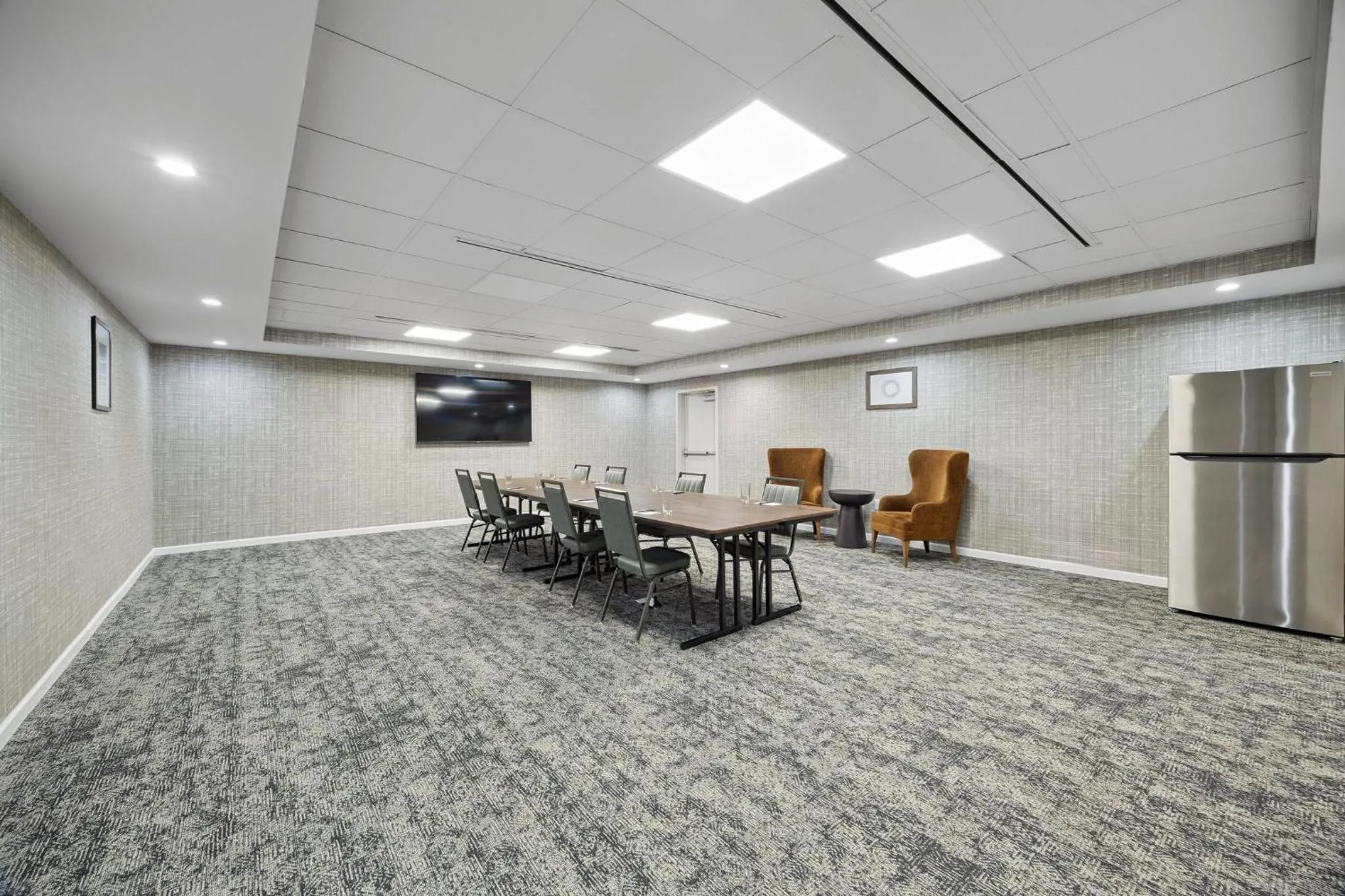 Meeting/conference room in Staybridge Suites Sacramento Woodland by IHG