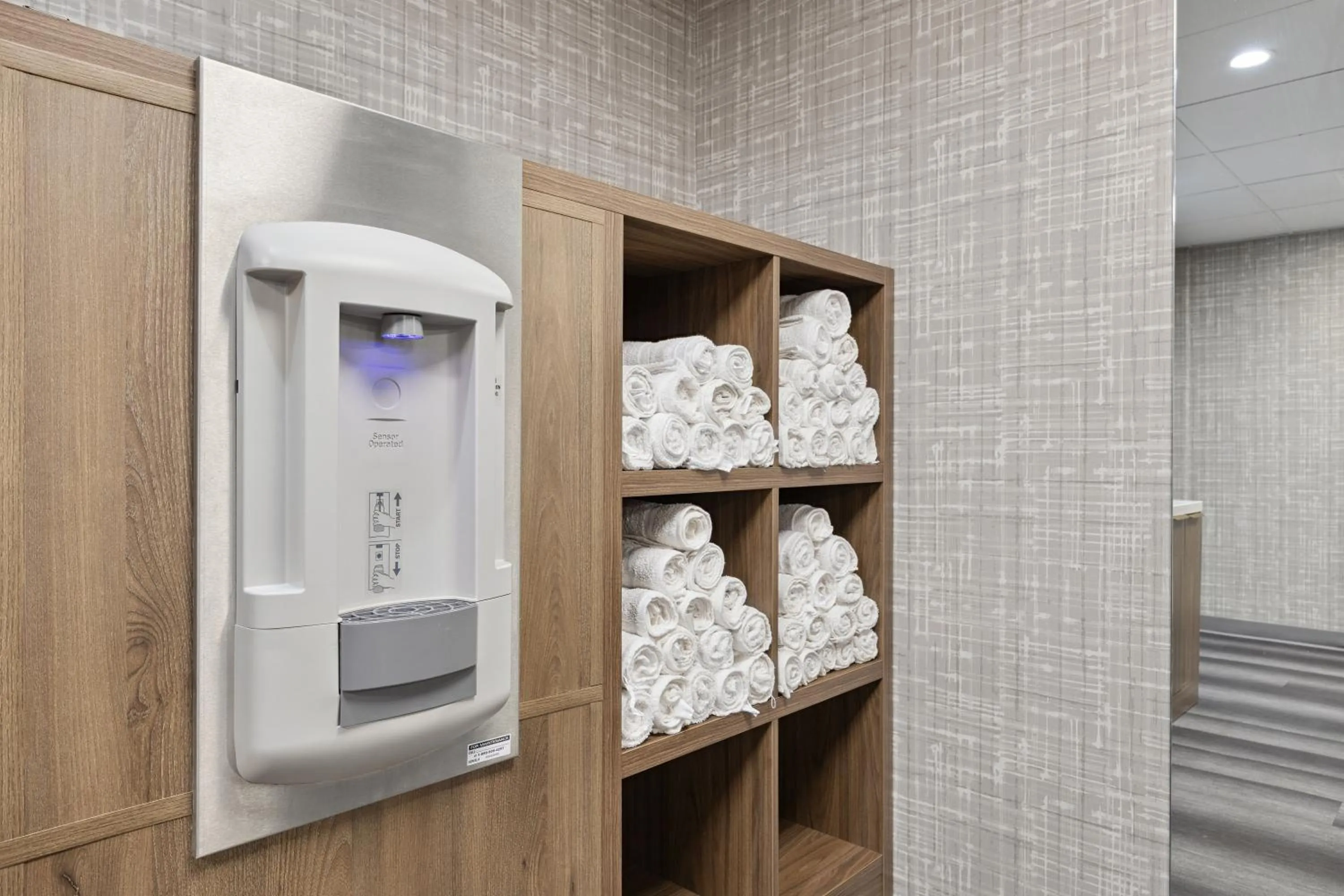 Fitness centre/facilities in Staybridge Suites Sacramento Woodland by IHG