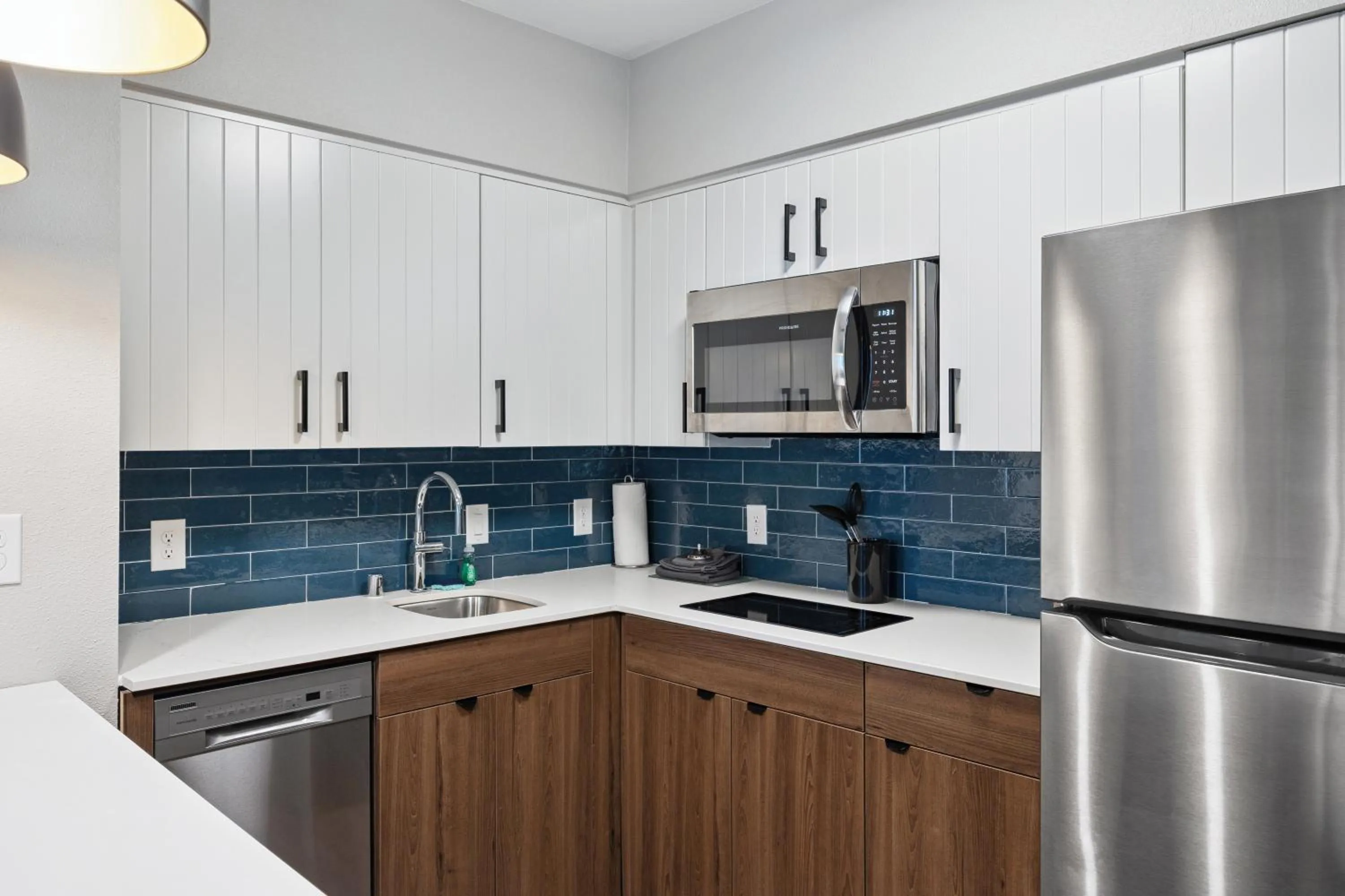 Kitchen or kitchenette in Staybridge Suites Sacramento Woodland by IHG