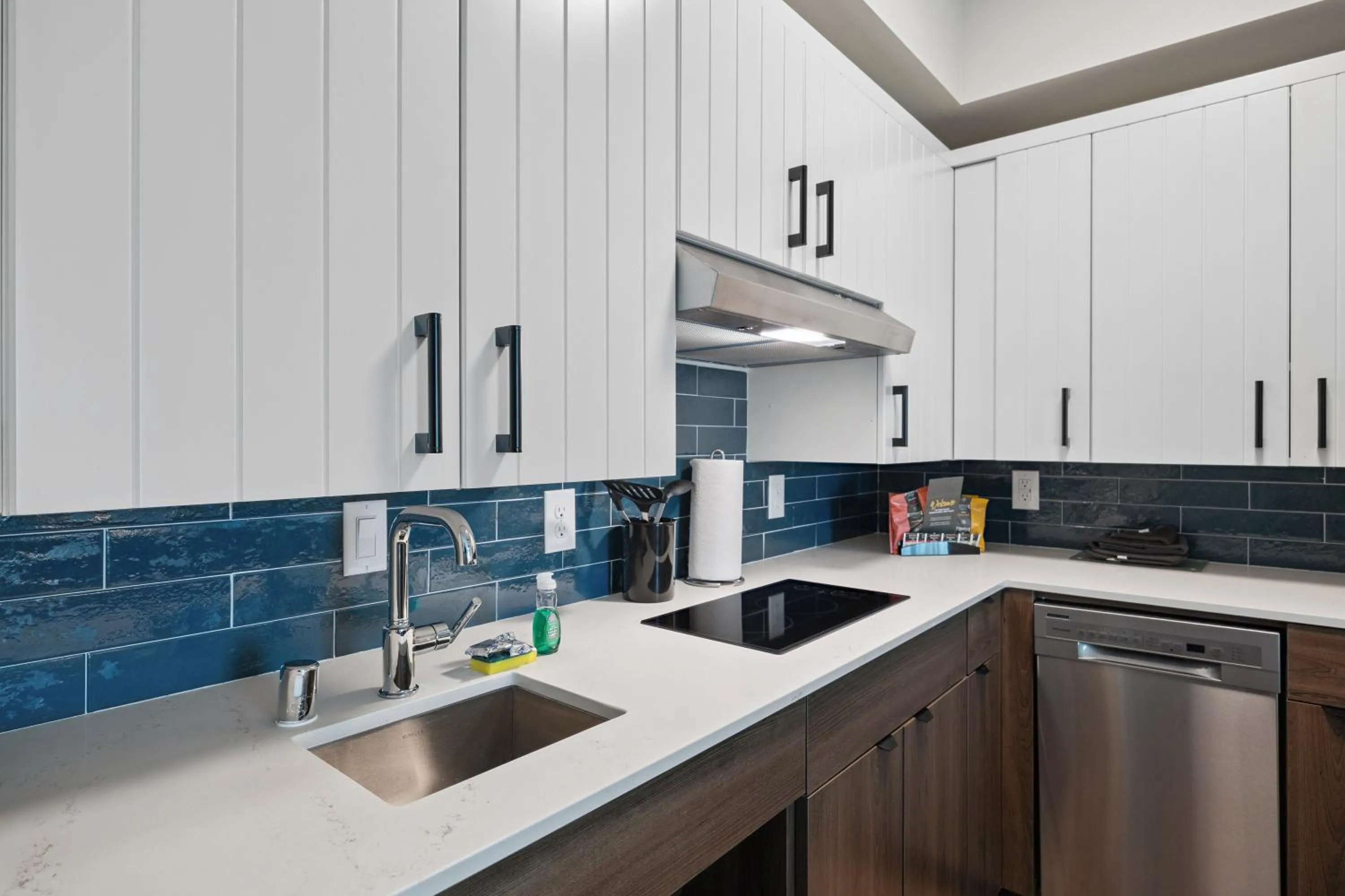 Kitchen or kitchenette in Staybridge Suites Sacramento Woodland by IHG