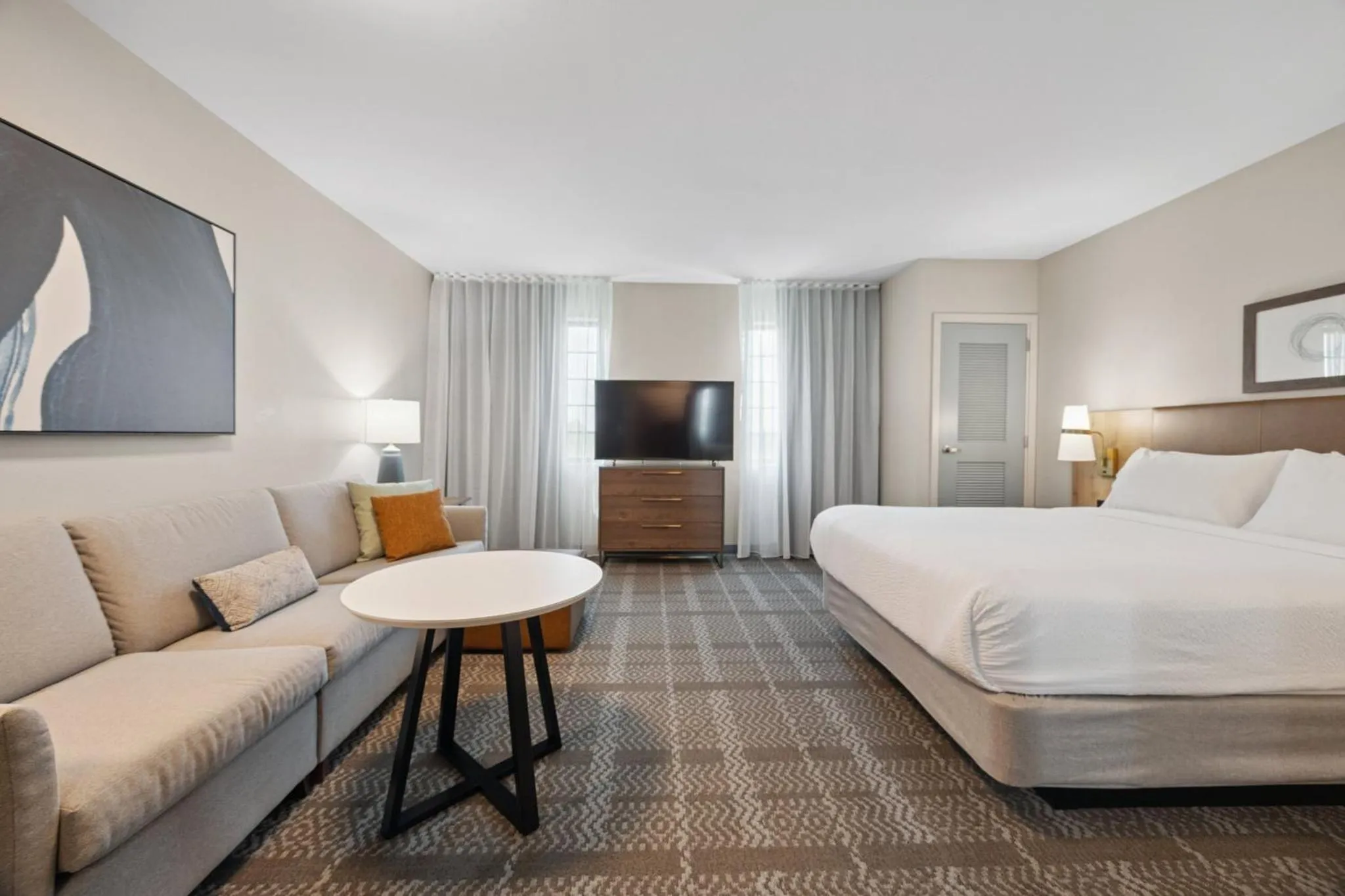 Photo of the whole room, Bed in Staybridge Suites Sacramento Woodland by IHG