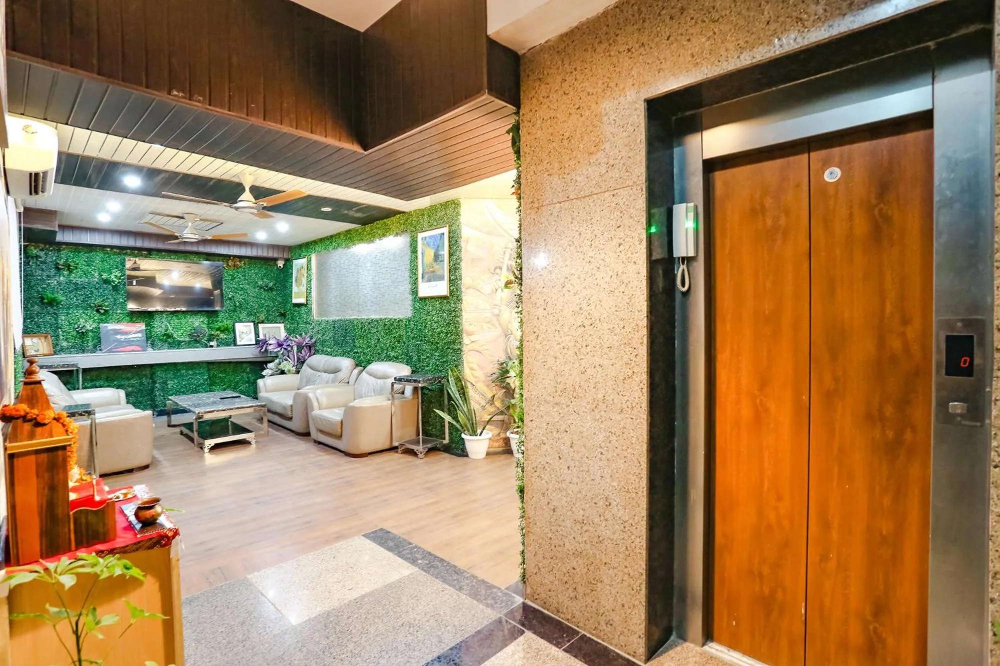 elevator in FabHotel Delta Suites I