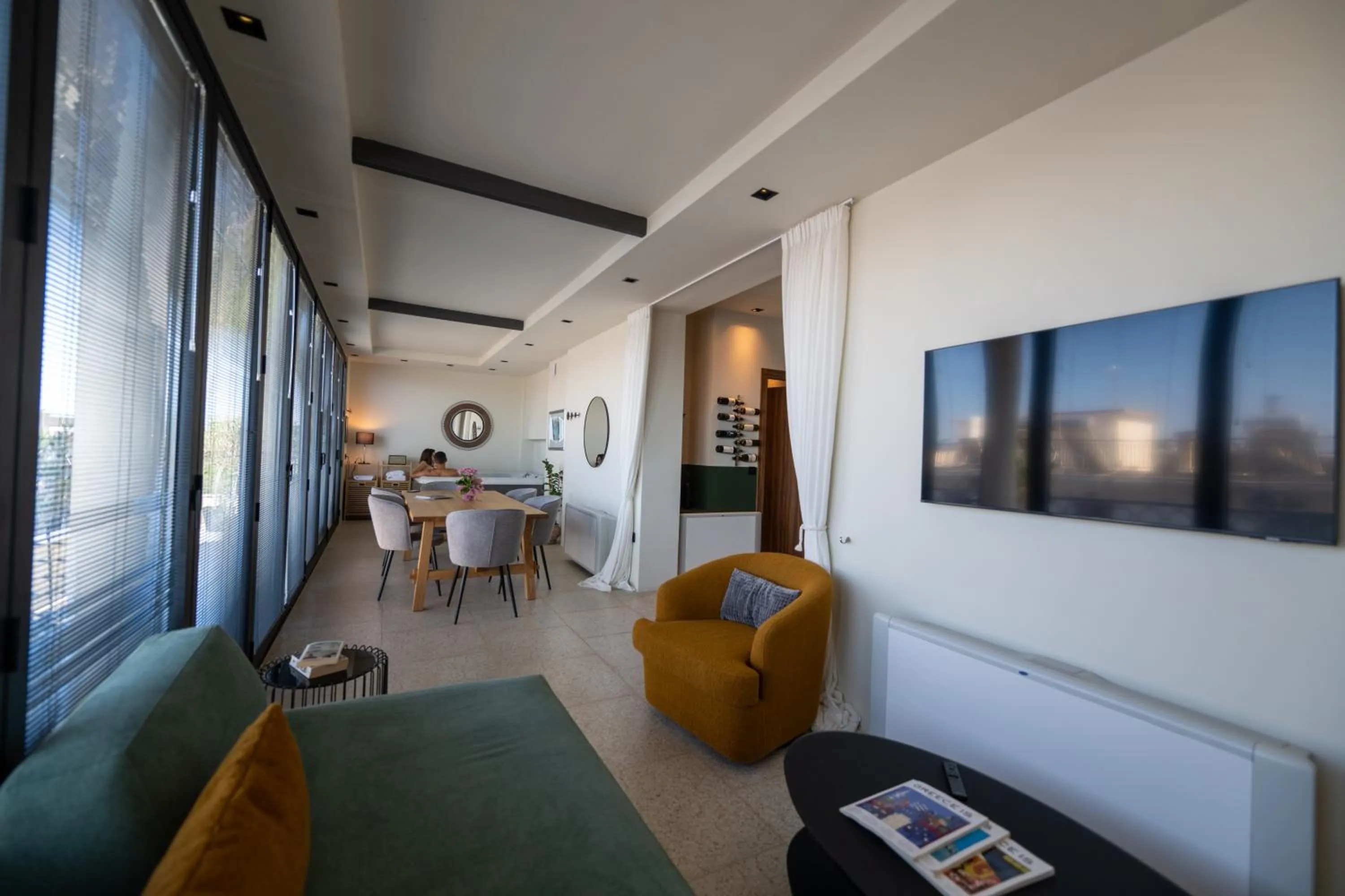 Hot Tub in Evripidou 7 - Kalamata Mediterranean Suites