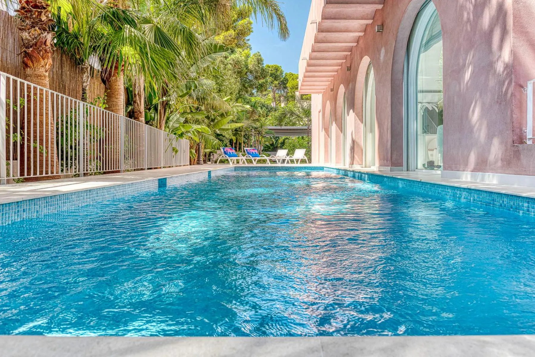 Swimming pool in The Pink Elephant Hotel