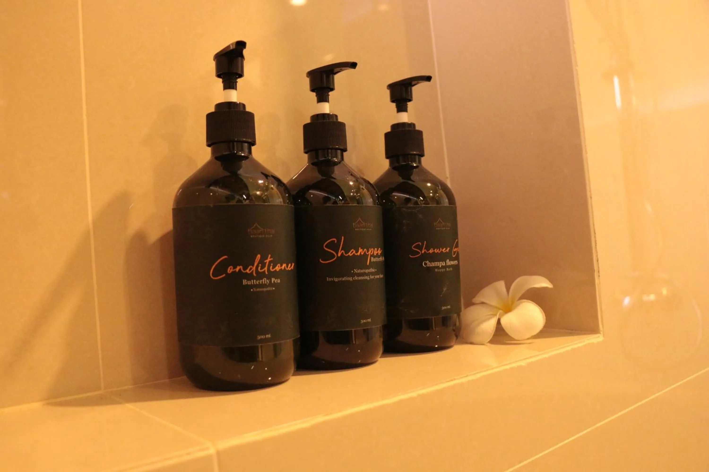 Le Baan Thai Boutique Villa