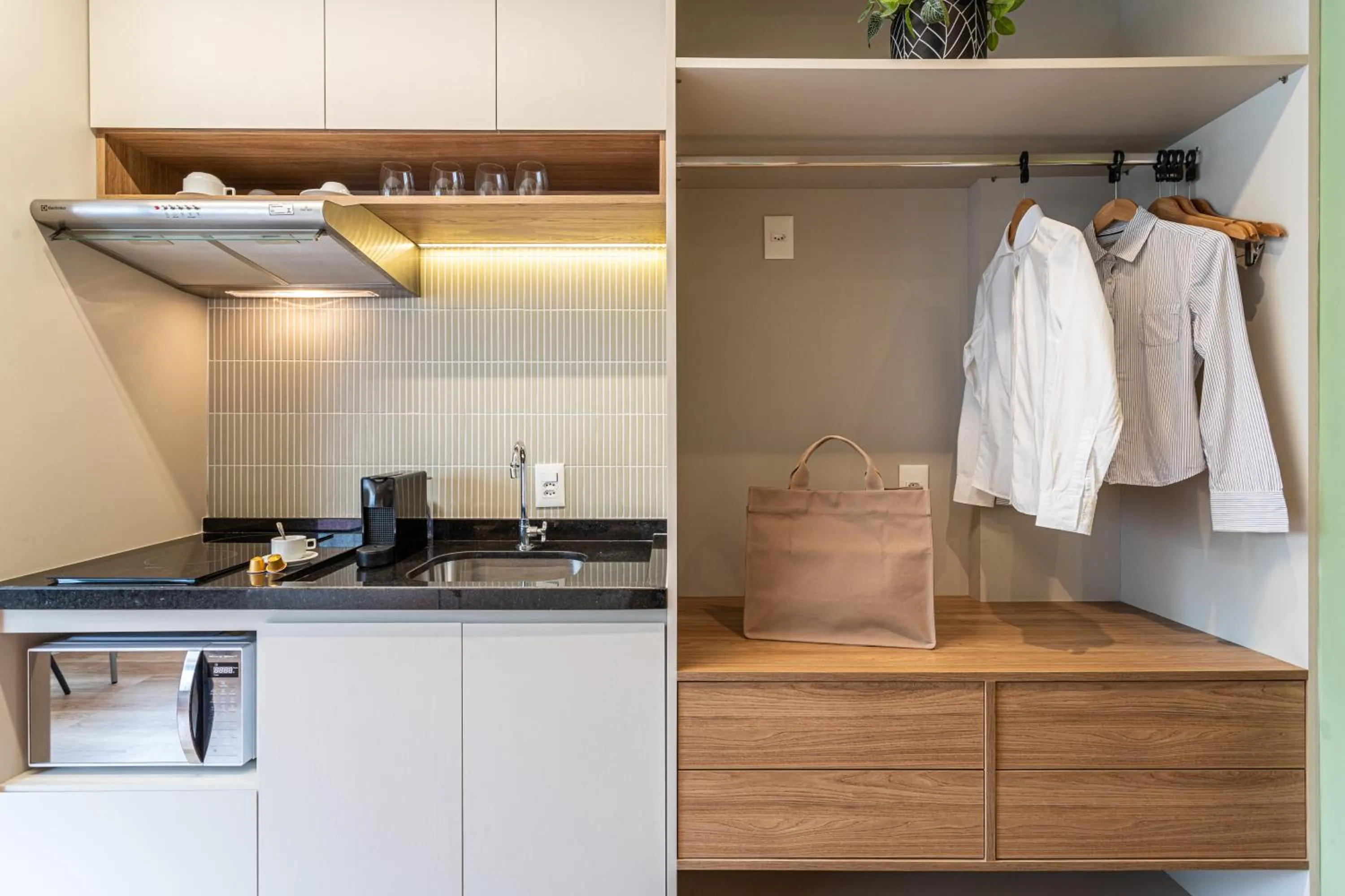 Kitchen or kitchenette in Next Paulista by Viva - Apartamentos completos ao lado da Av Paulista e MASP