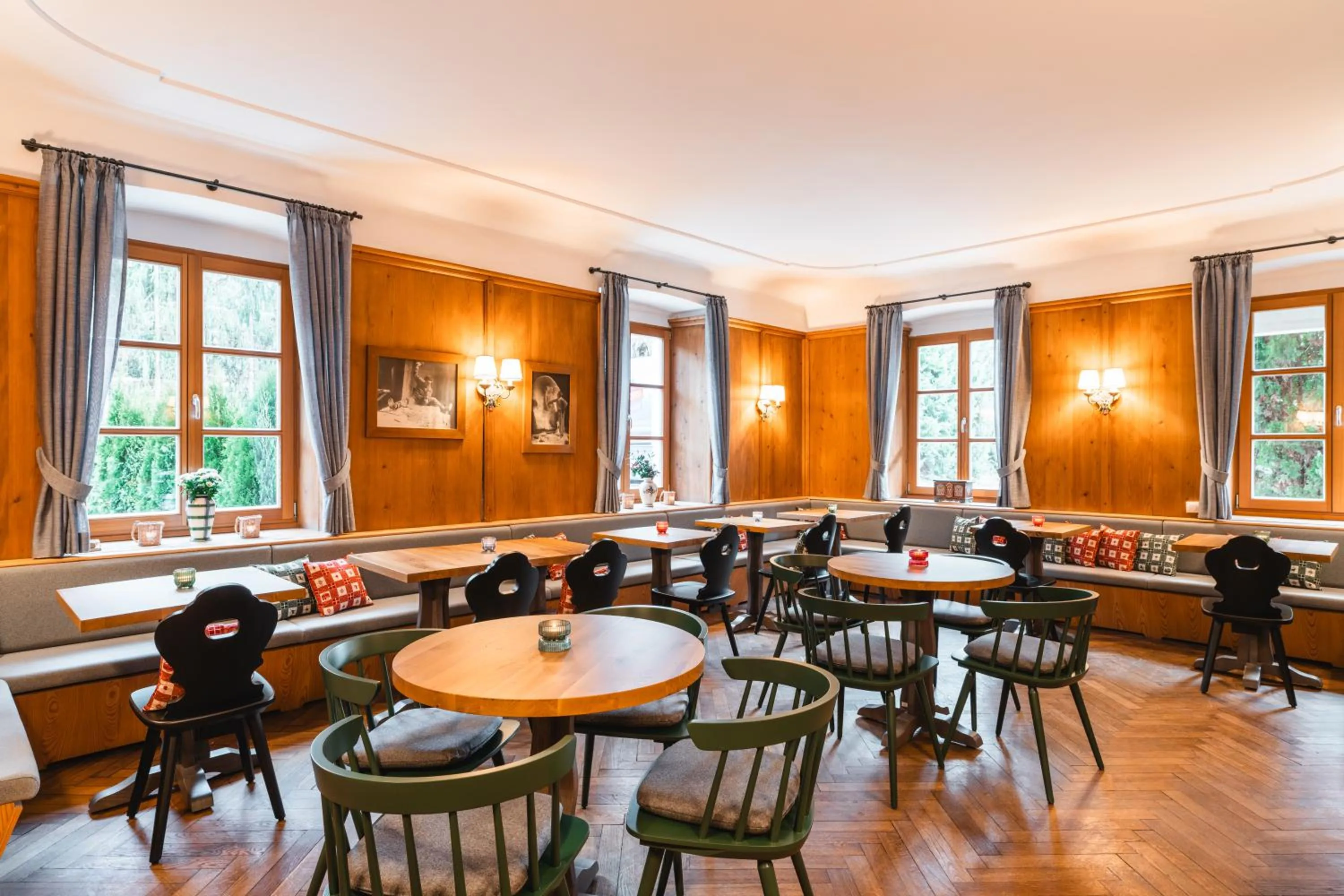 Restaurant/places to eat in HENRI Country House Kitzbühel