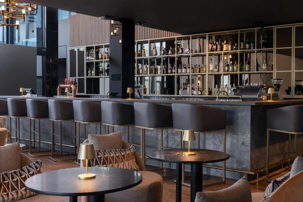 Restaurant/places to eat in The Hazendal Hotel and Homestead