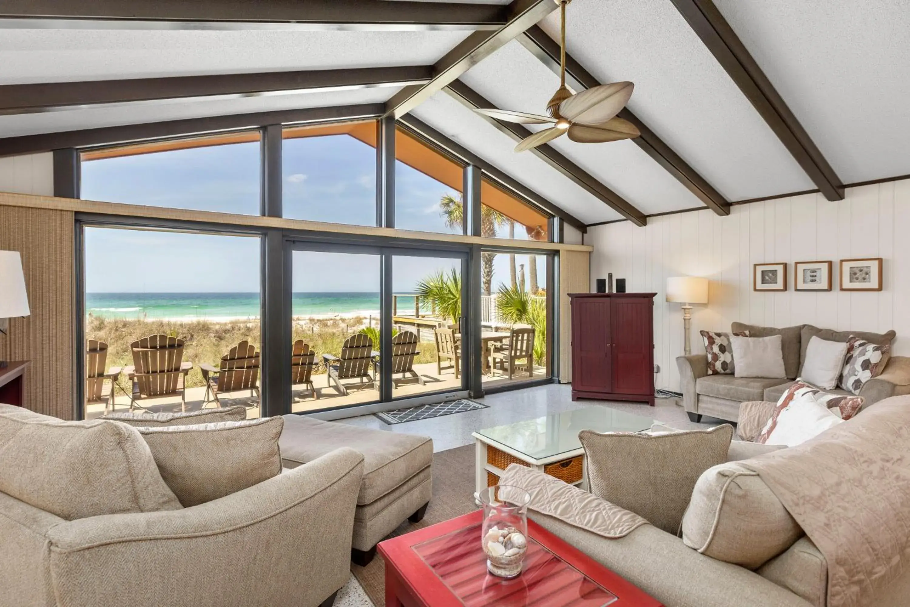 GULF FRONT 3BD/2BA Home with private beach access! GULF FRONT 3BD/2BA Home with private beach access!