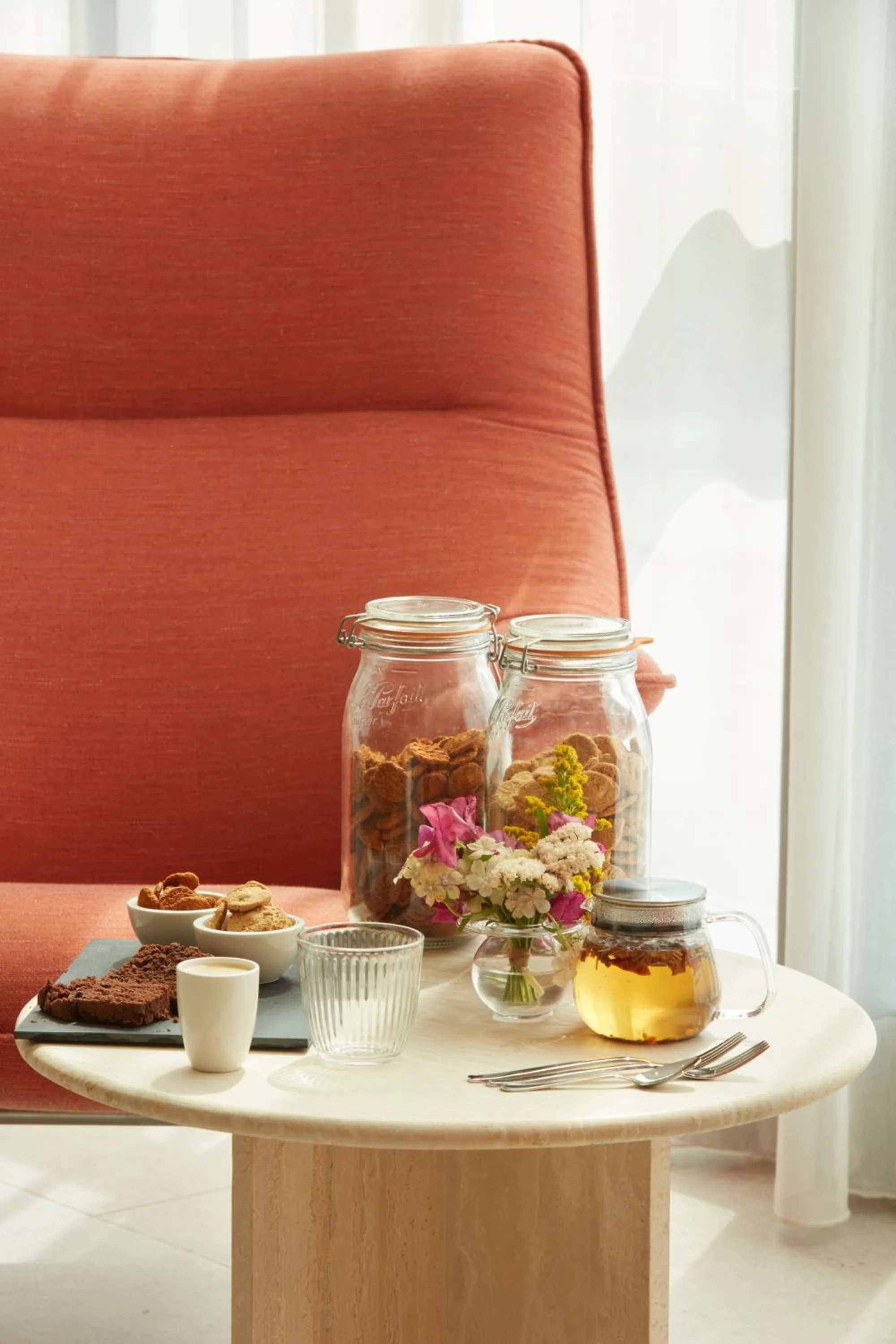 Food and drinks in OKKO Hotels Paris Rosa Parks