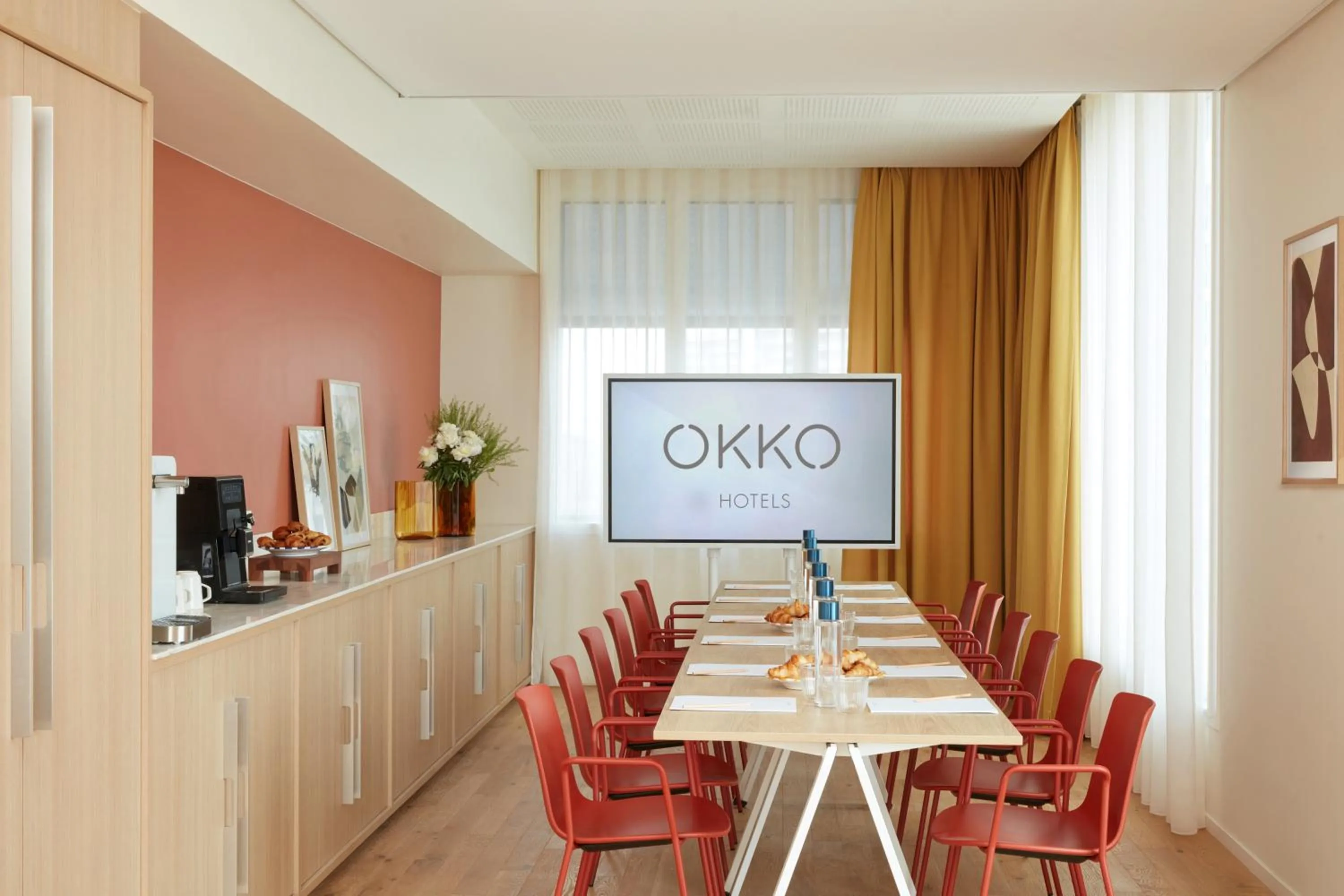Meeting/conference room in OKKO Hotels Paris Rosa Parks