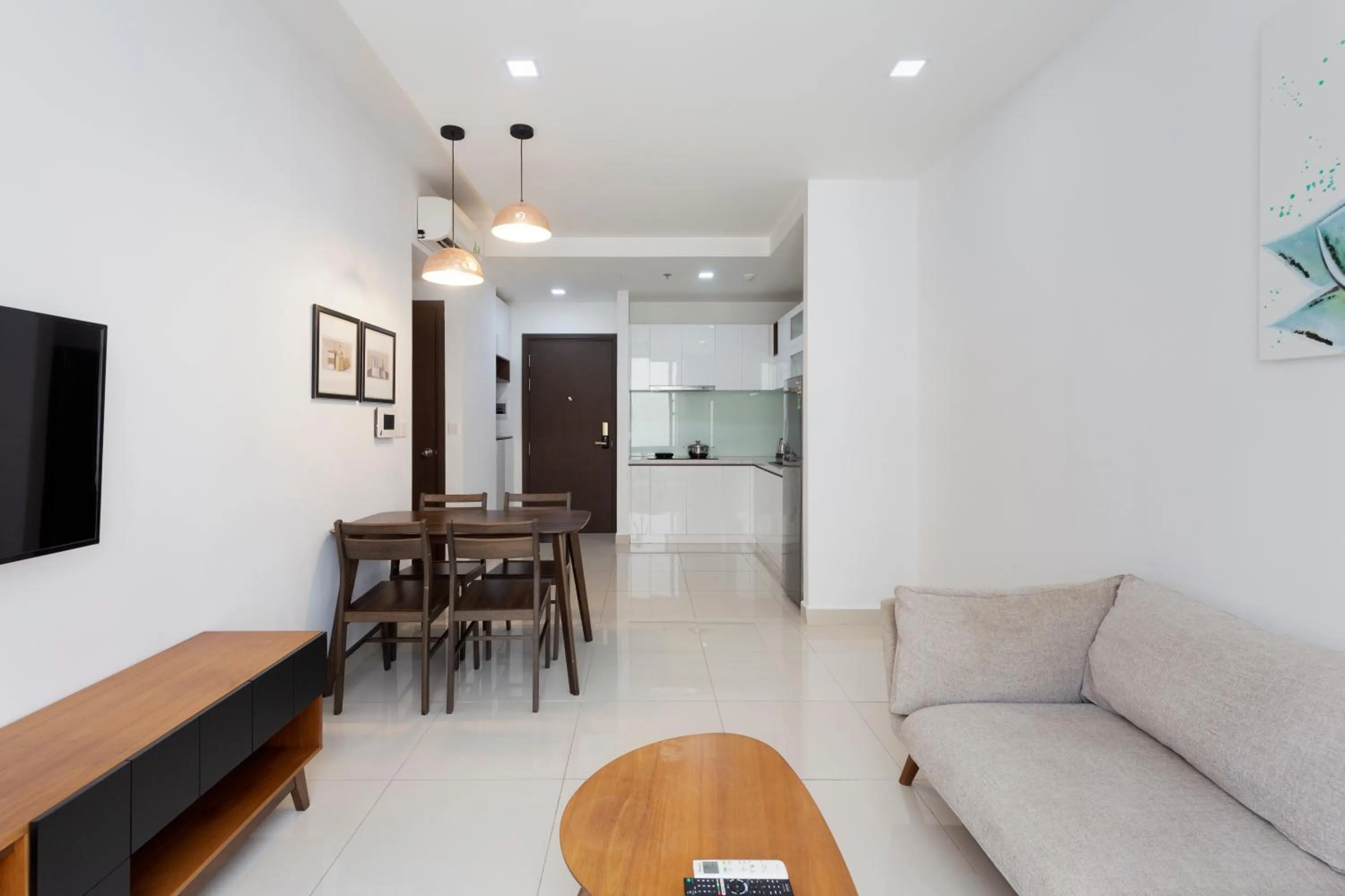 TV and multimedia in MH Apartment- Tresor- spacious and cozy center D4