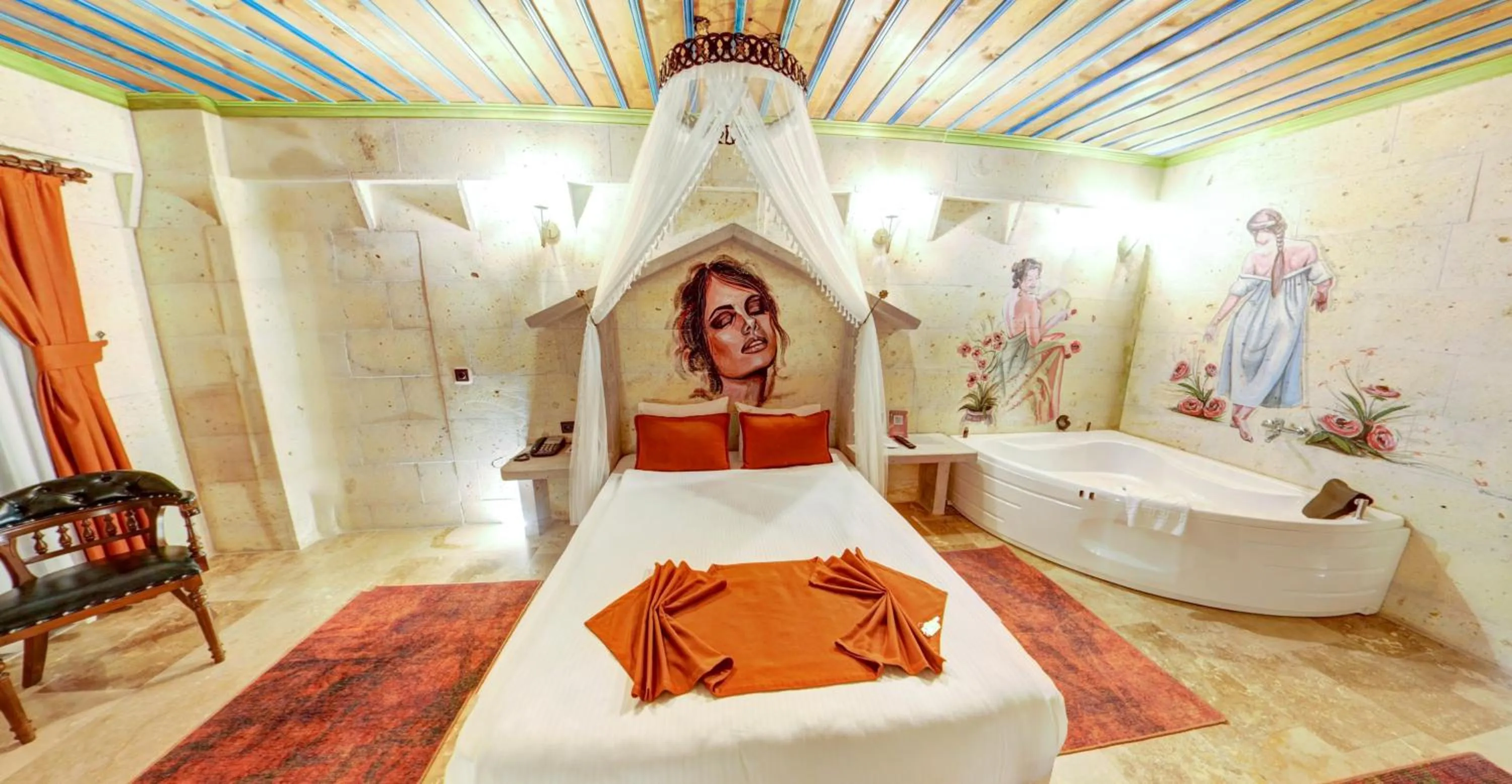 Hot Tub in AKRİTİS STONE HOUSE