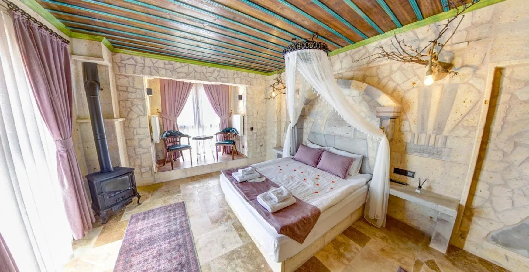 King Room - single occupancy in AKRİTİS STONE HOUSE
