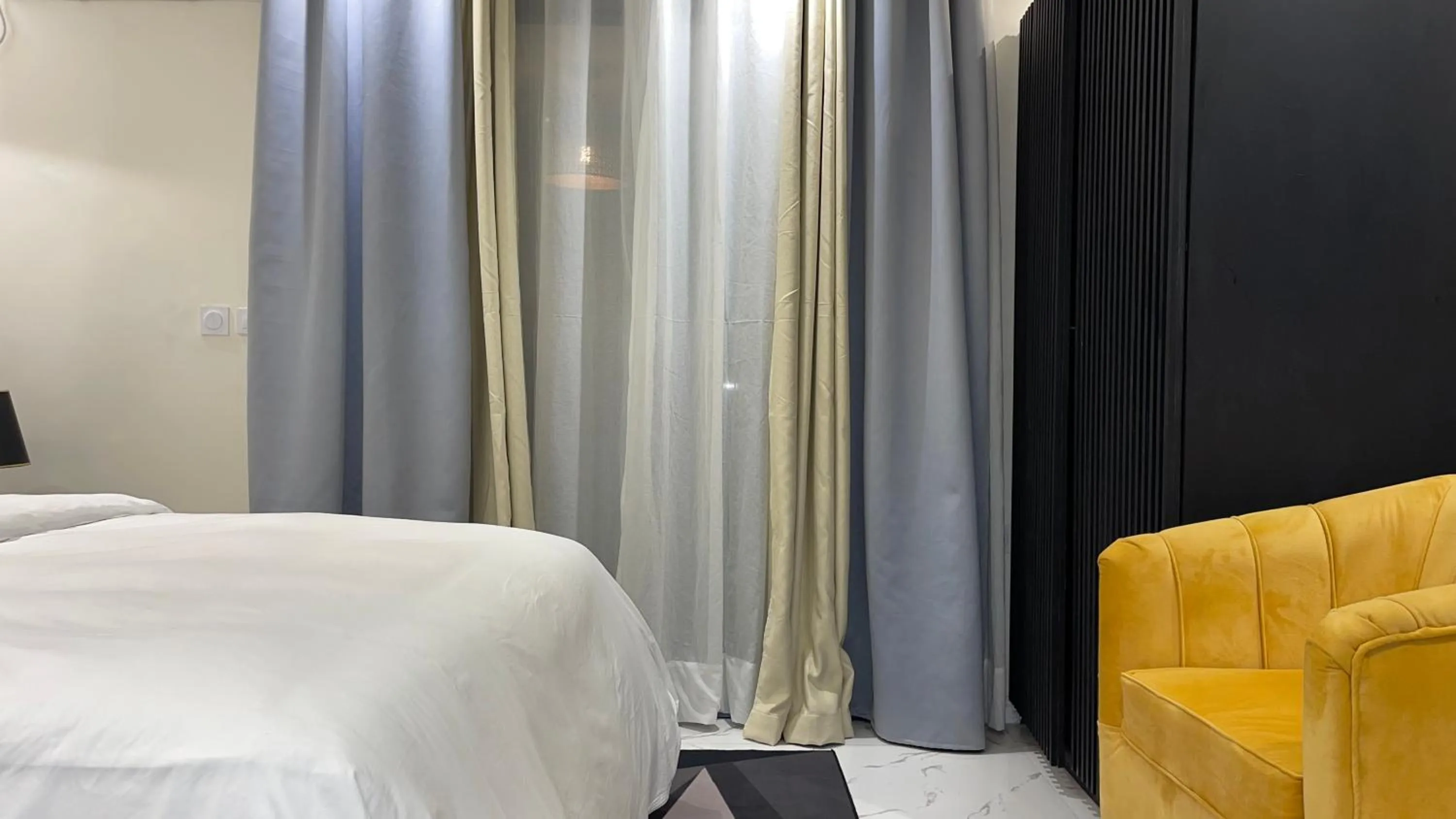 Bed in Suna' a Home Bonapriso