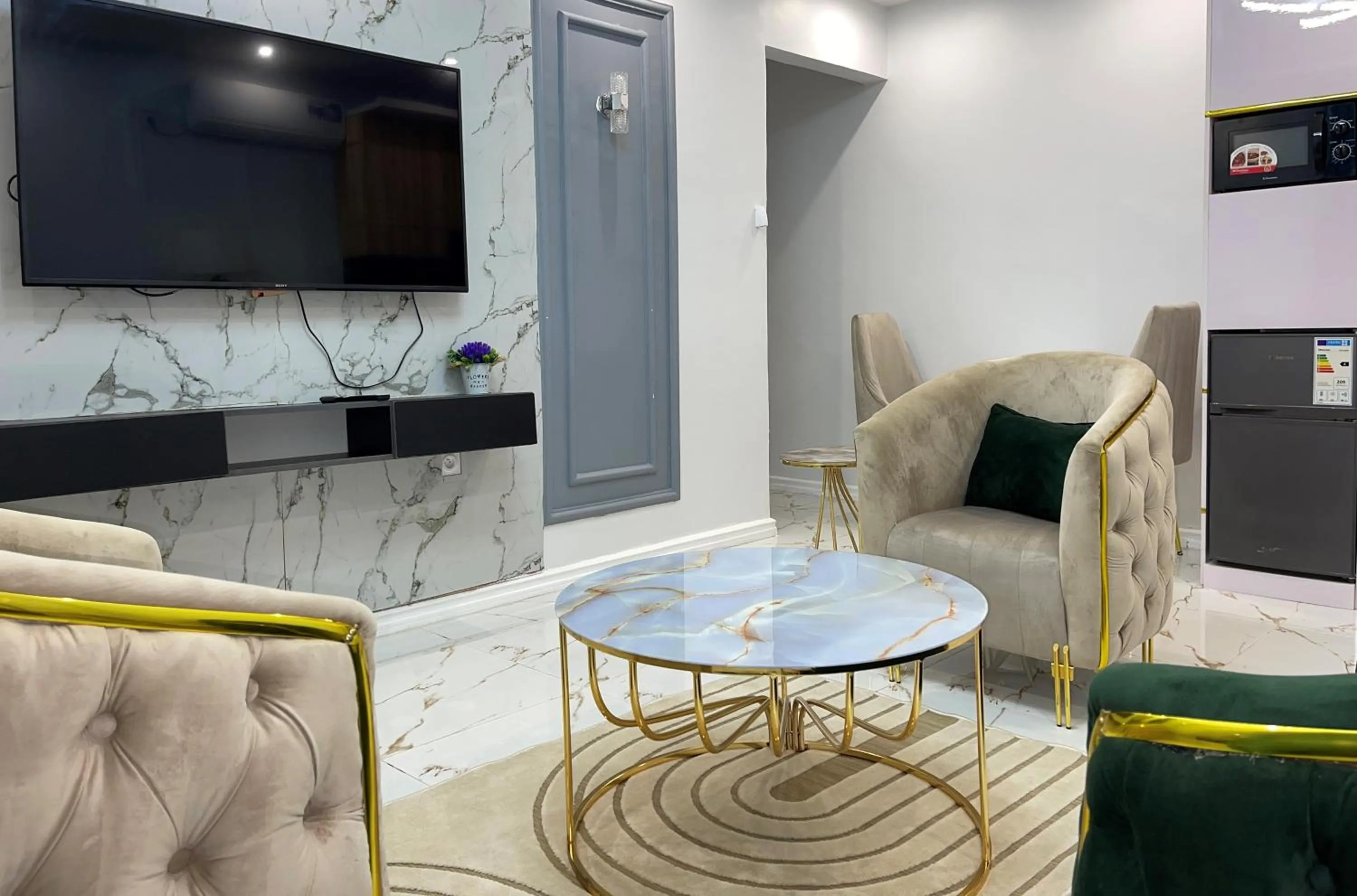 Living room in Suna' a Home Bonapriso