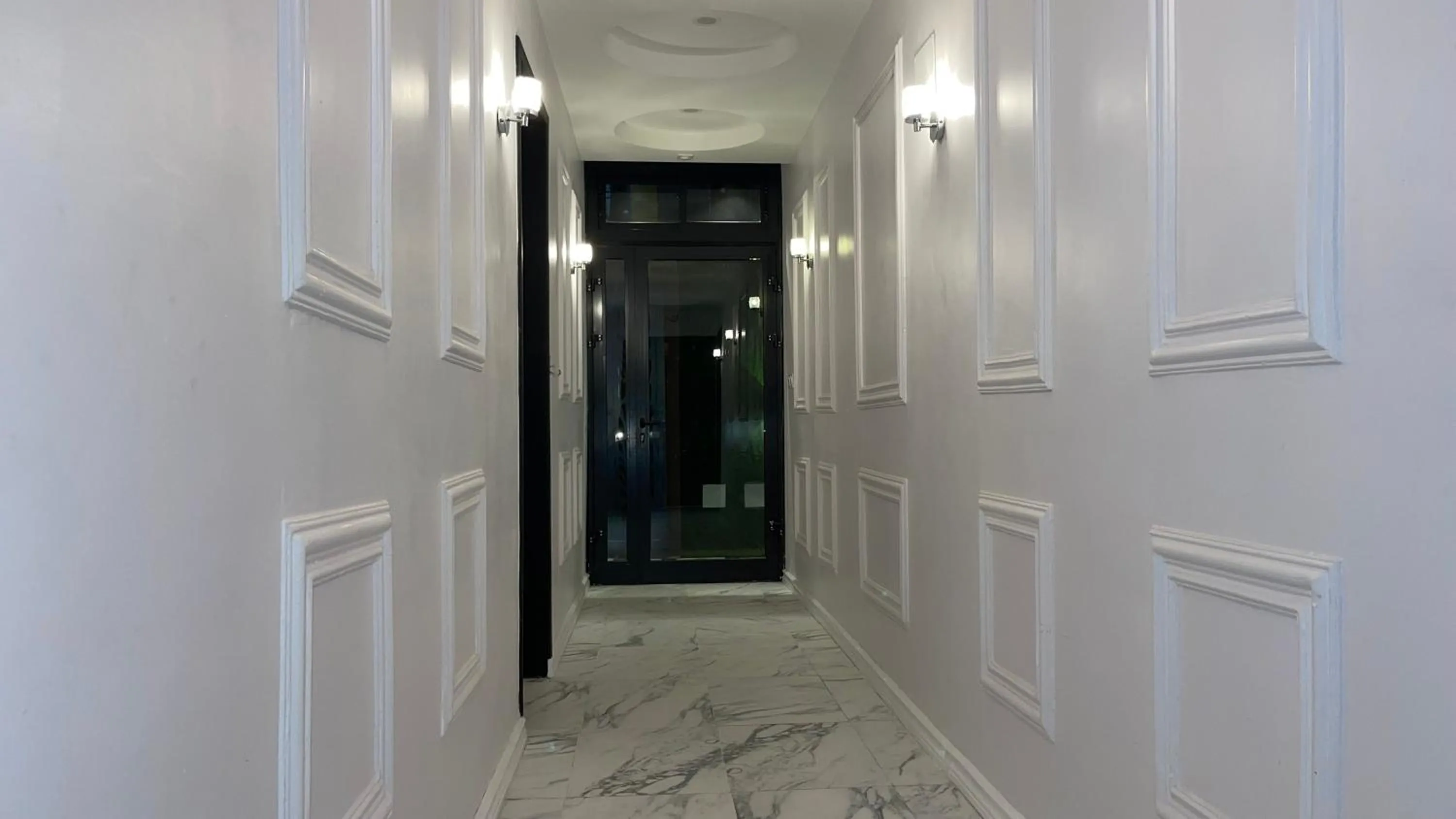 Property building in Suna' a Home Bonapriso