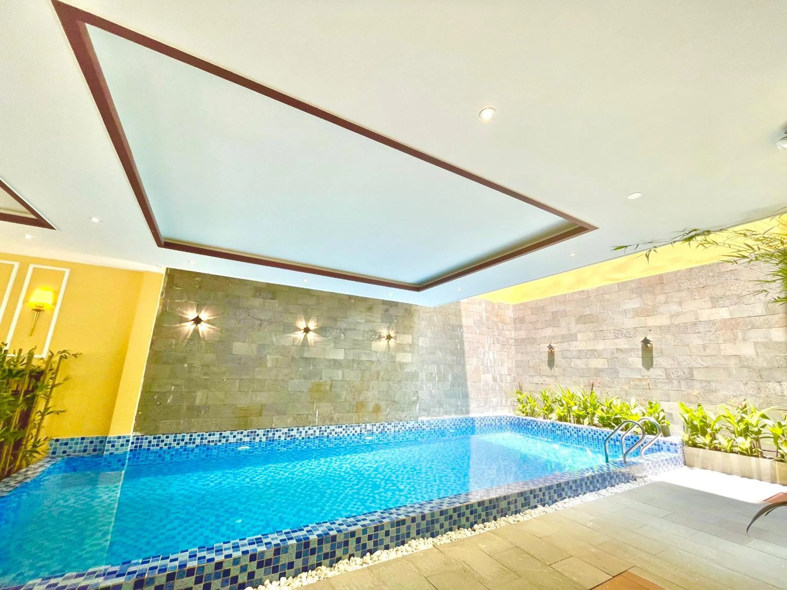 Swimming pool in Chillax Old Town Villa