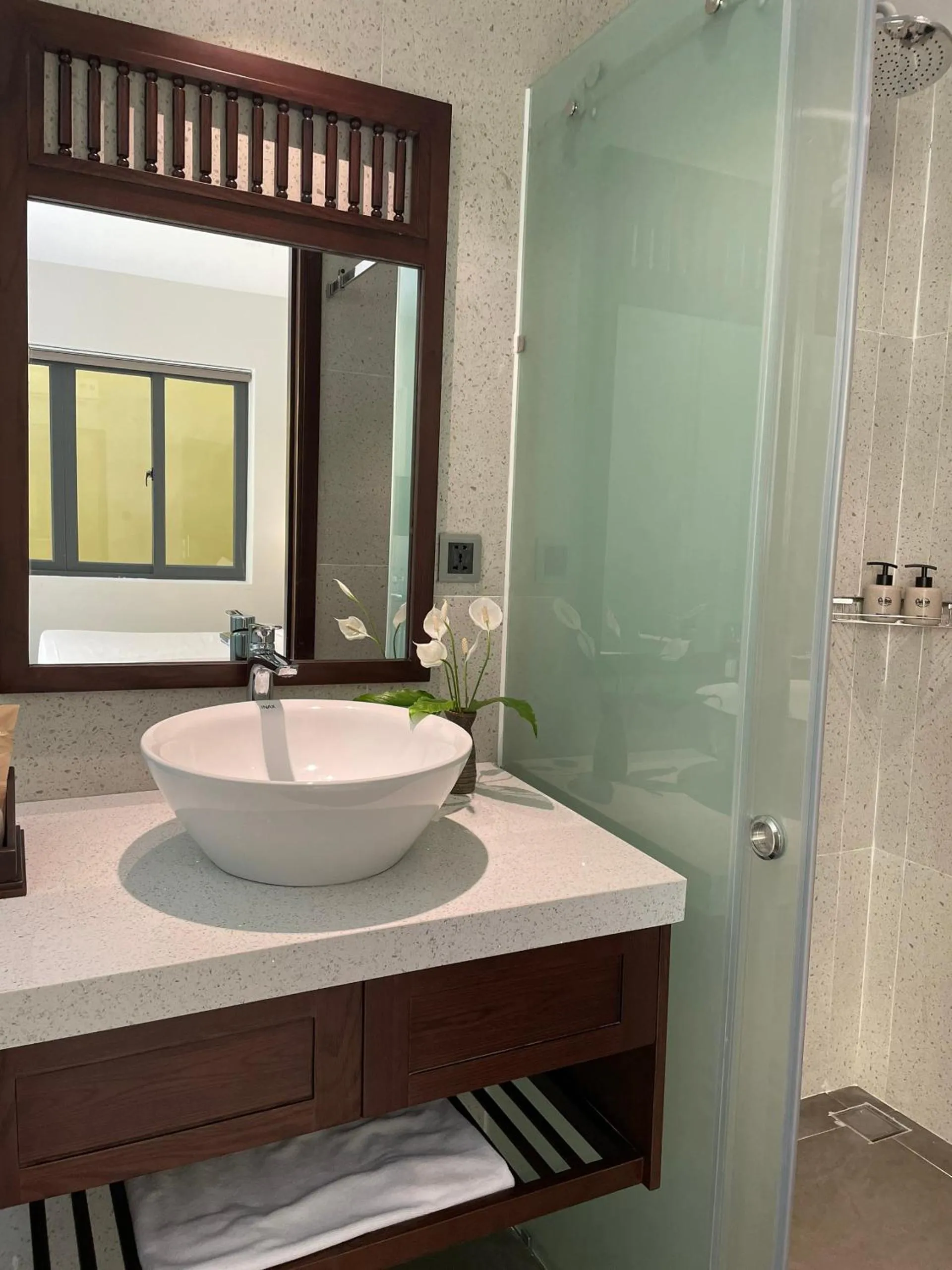 Bathroom in Chillax Old Town Villa