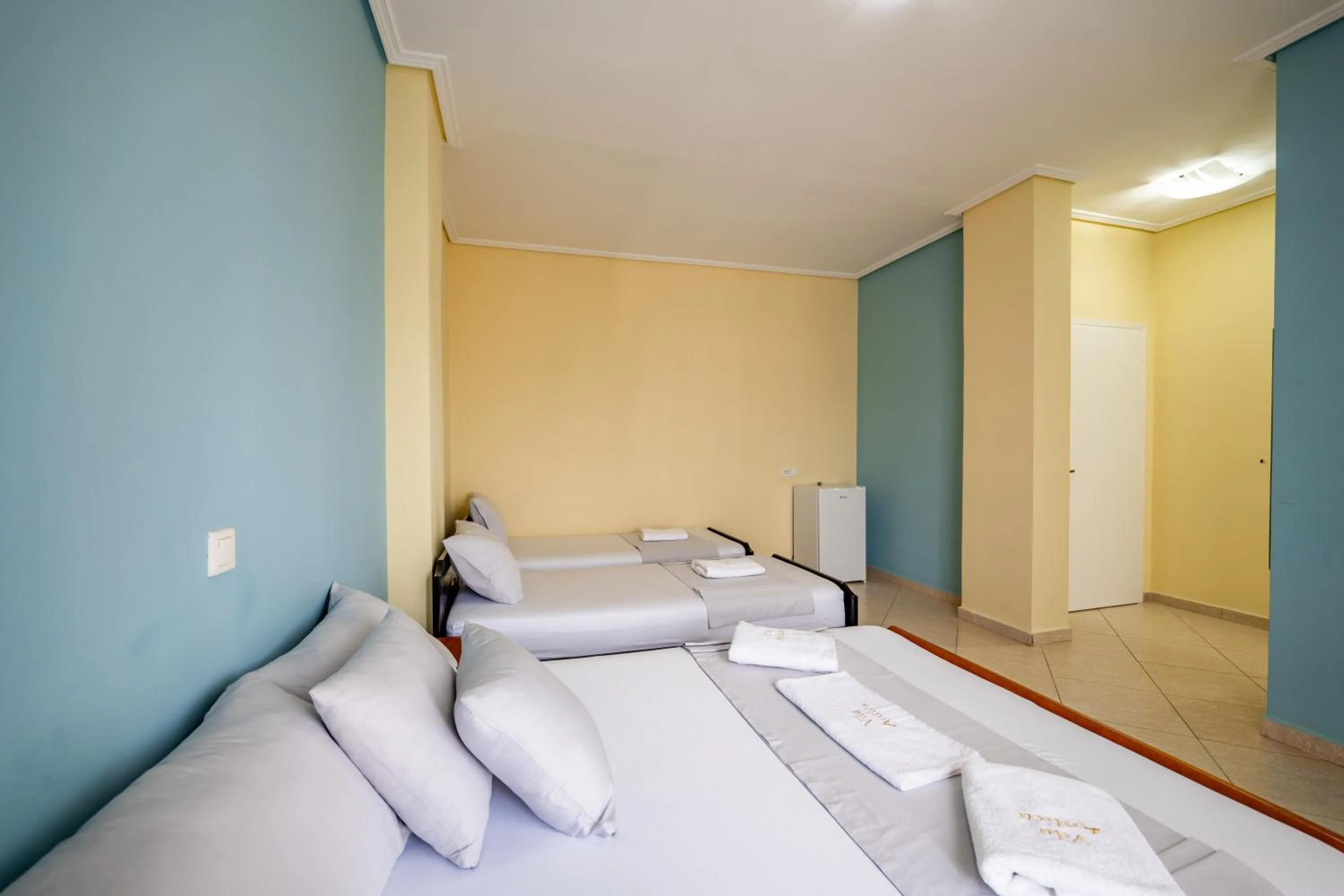 Photo of the whole room, Bed in Vila Antica