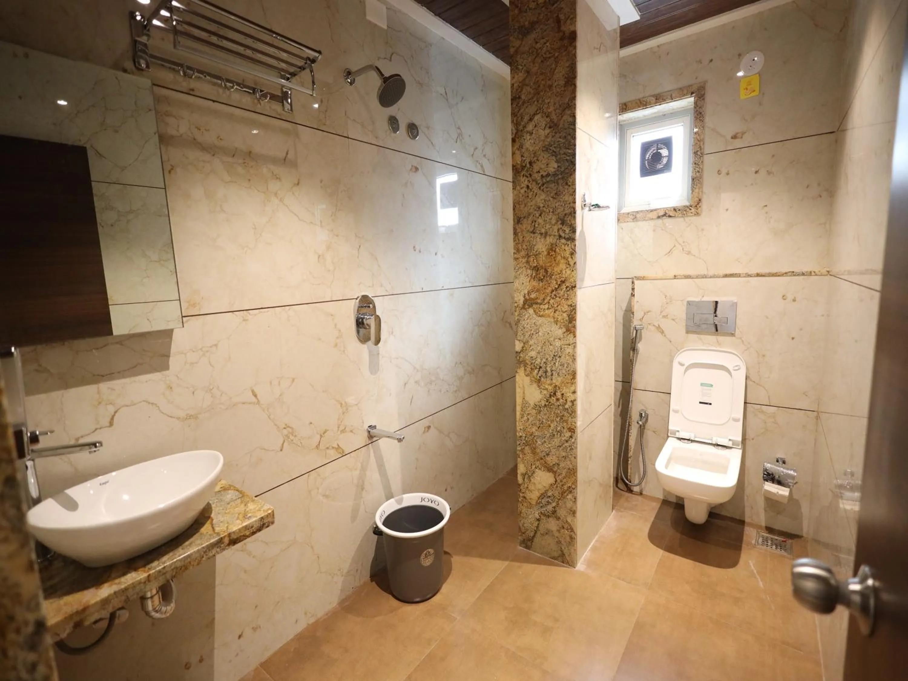 Bathroom in Hotel Stay Inn-MAHAPE