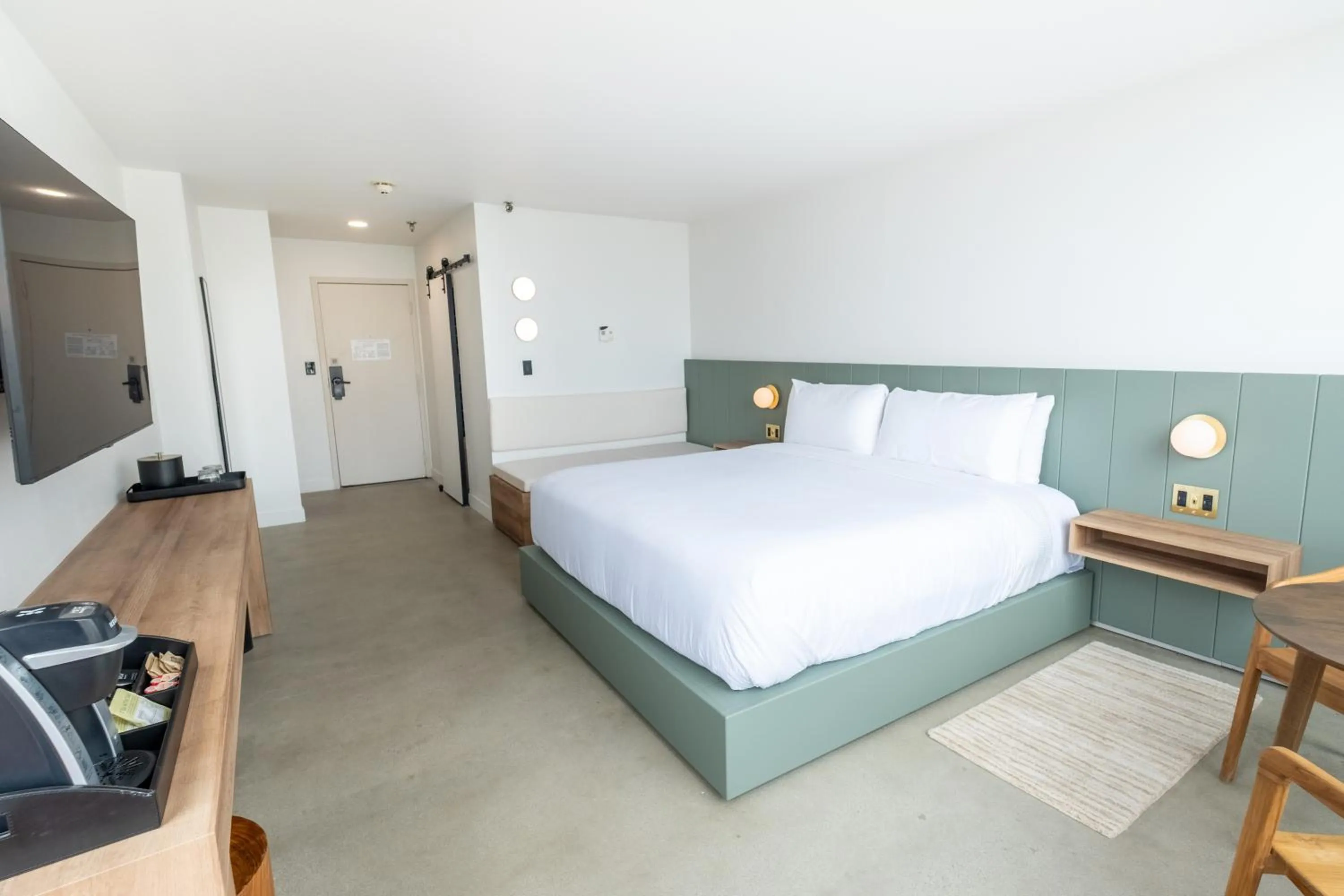 Bed in Dayton Vitality Hotel - Downtown