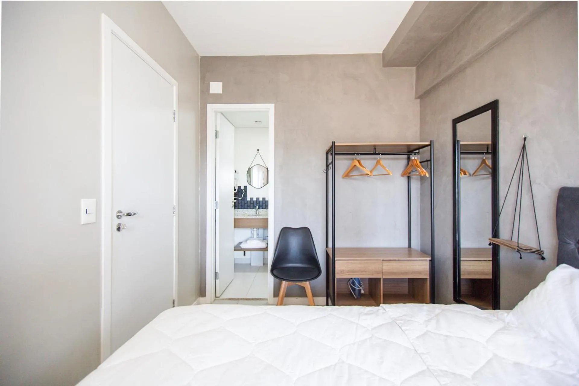 Bedroom, Bed in 360 SP Code