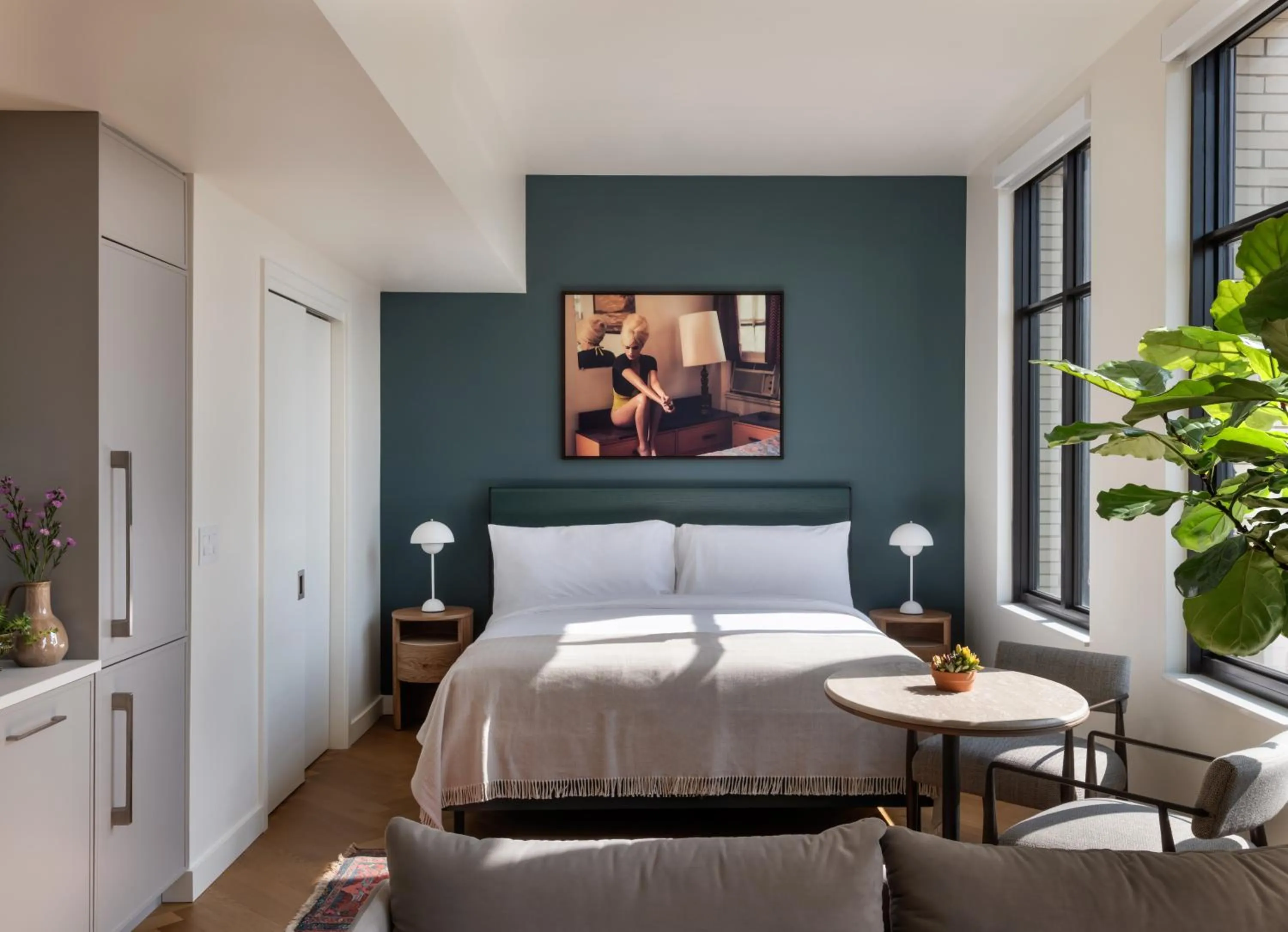 Photo of the whole room, Bed in ROOST Detroit