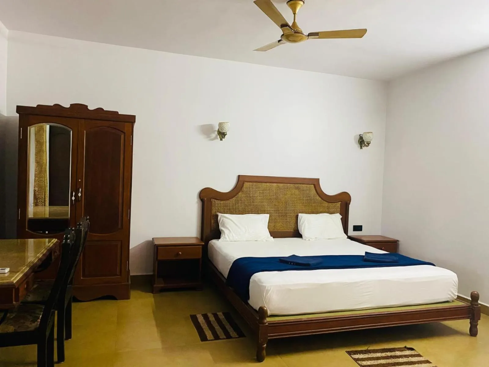 Bed in Nasya Beachside Cottages
