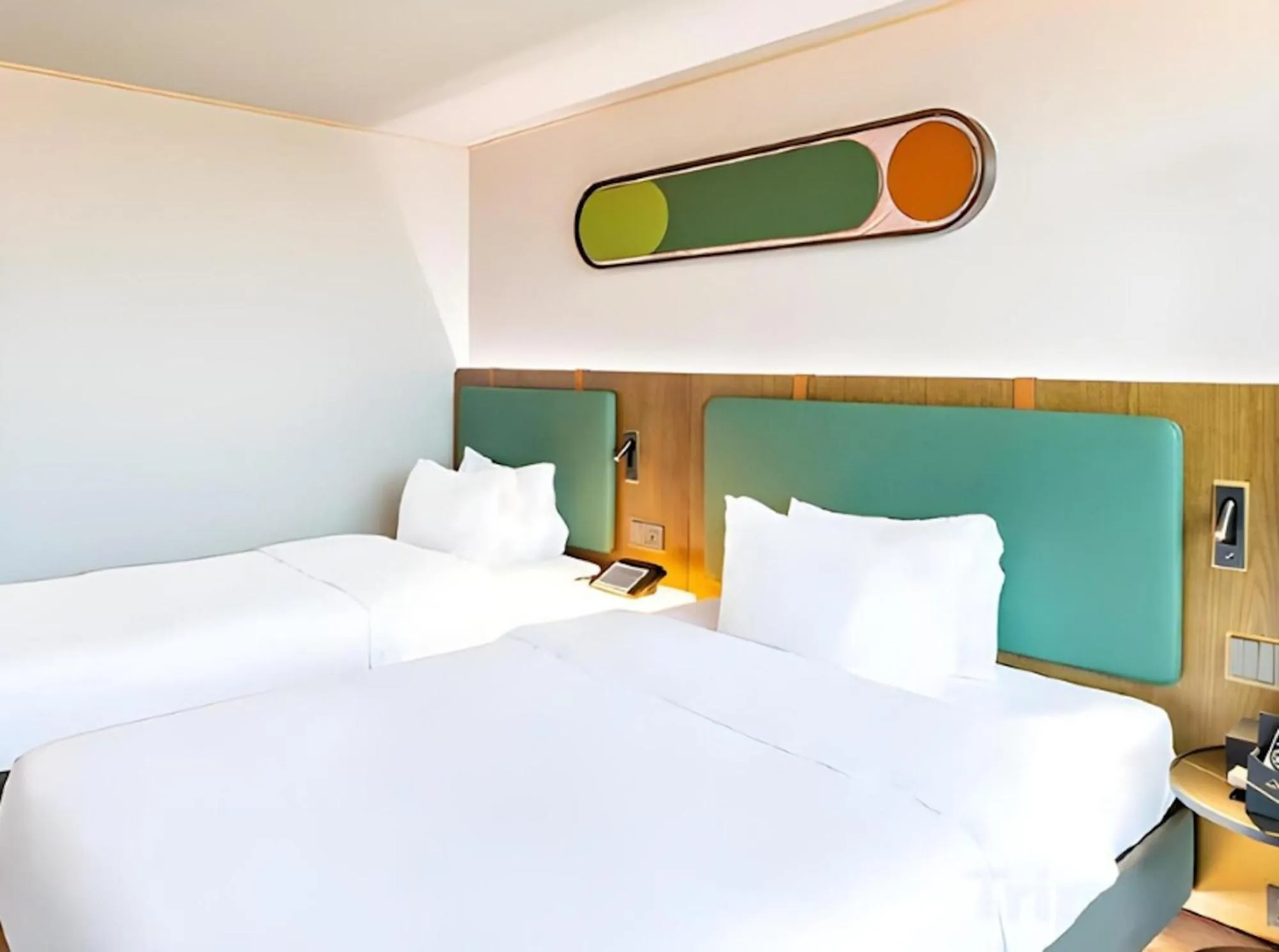 Bed in L&L Central Hotel